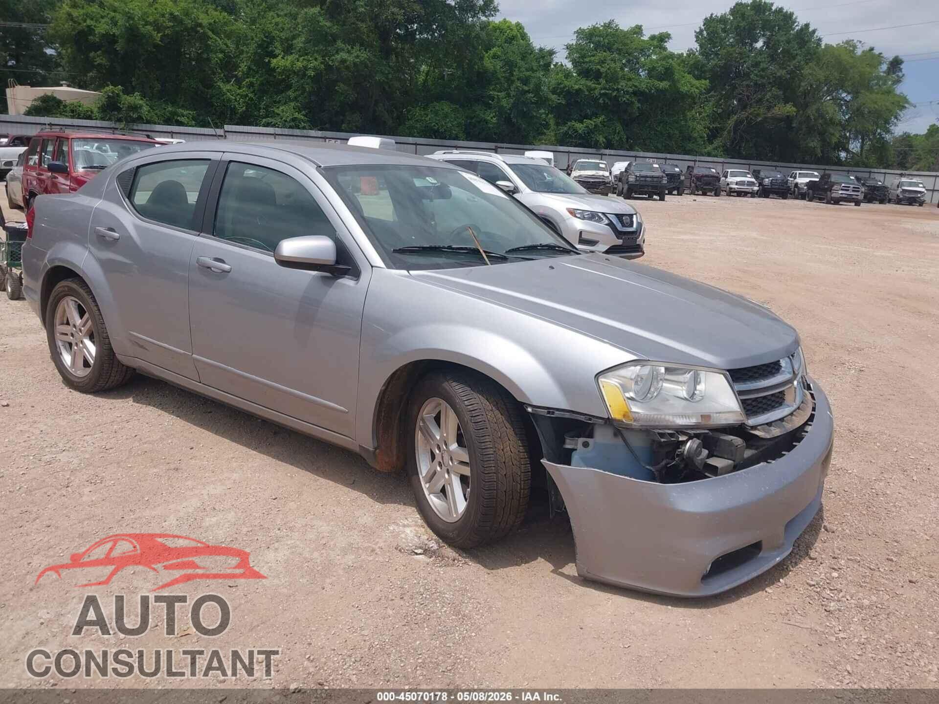 DODGE AVENGER 2013 - 1C3CDZCG2DN687638