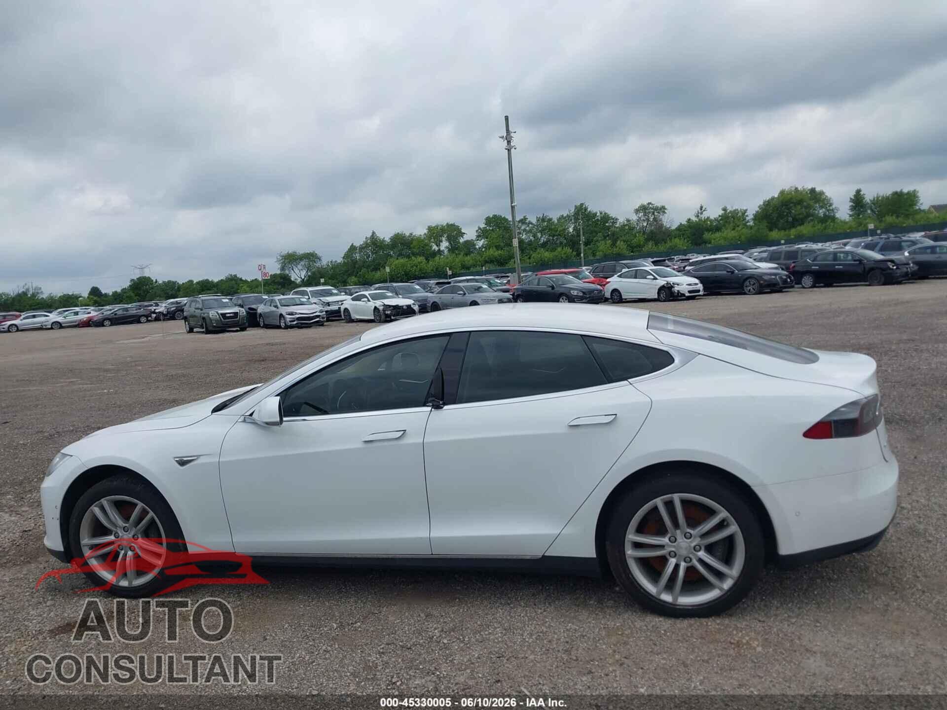 TESLA MODEL S 2014 - 5YJSA1S17EFP62123