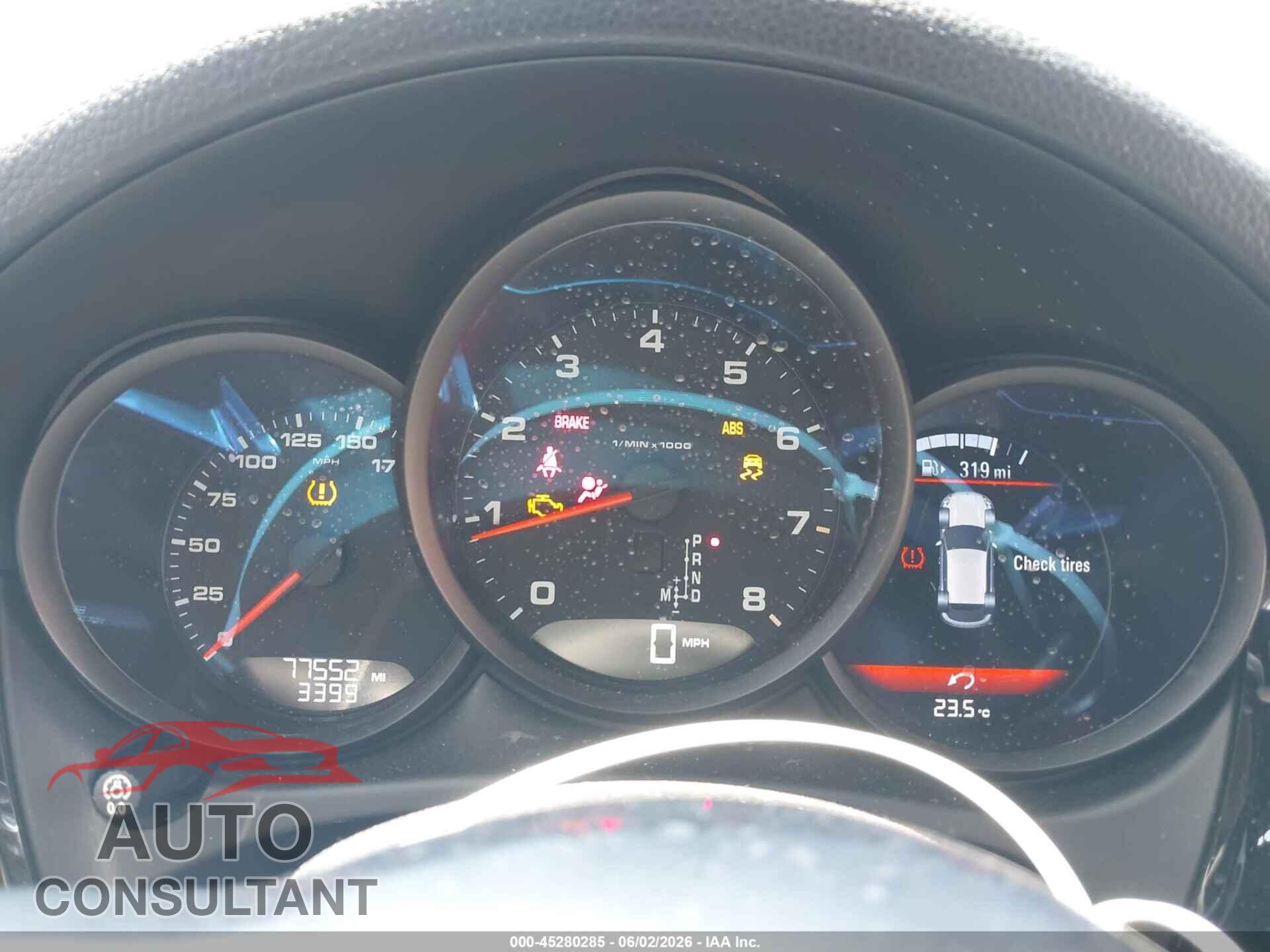 PORSCHE MACAN 2018 - WP1AA2A54JLB01340