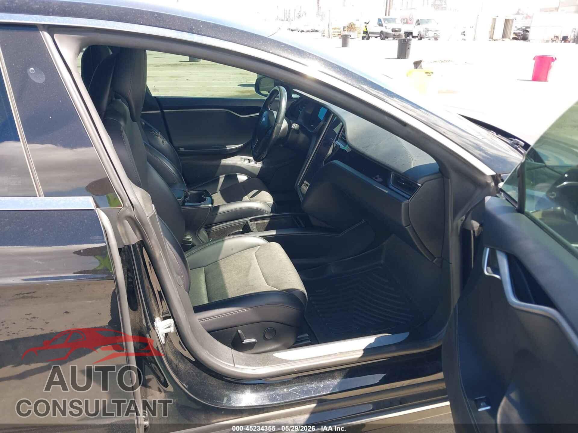 TESLA MODEL S 2018 - 5YJSA1E21JF293643