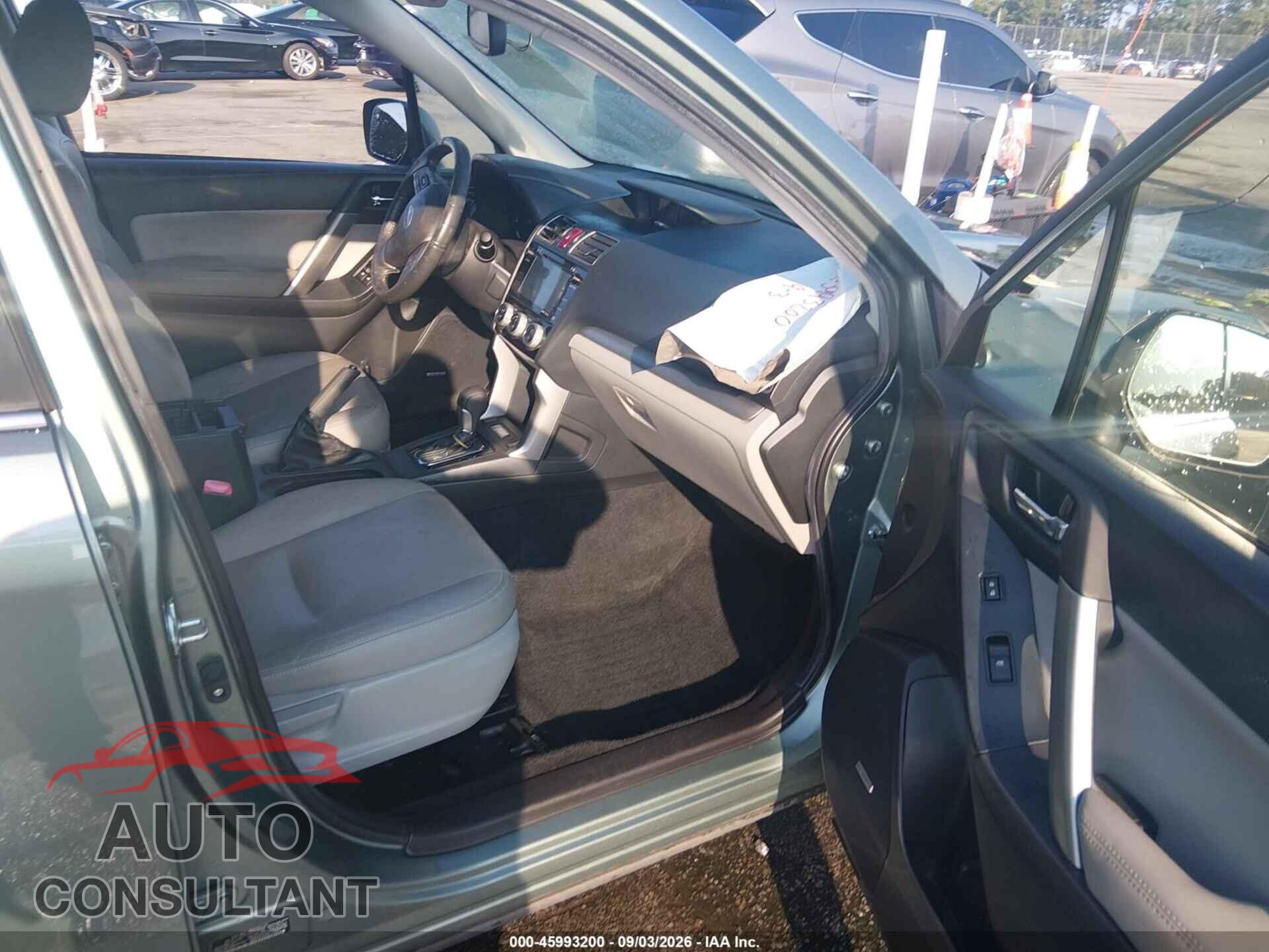 SUBARU FORESTER 2016 - JF2SJAXC2GH558084
