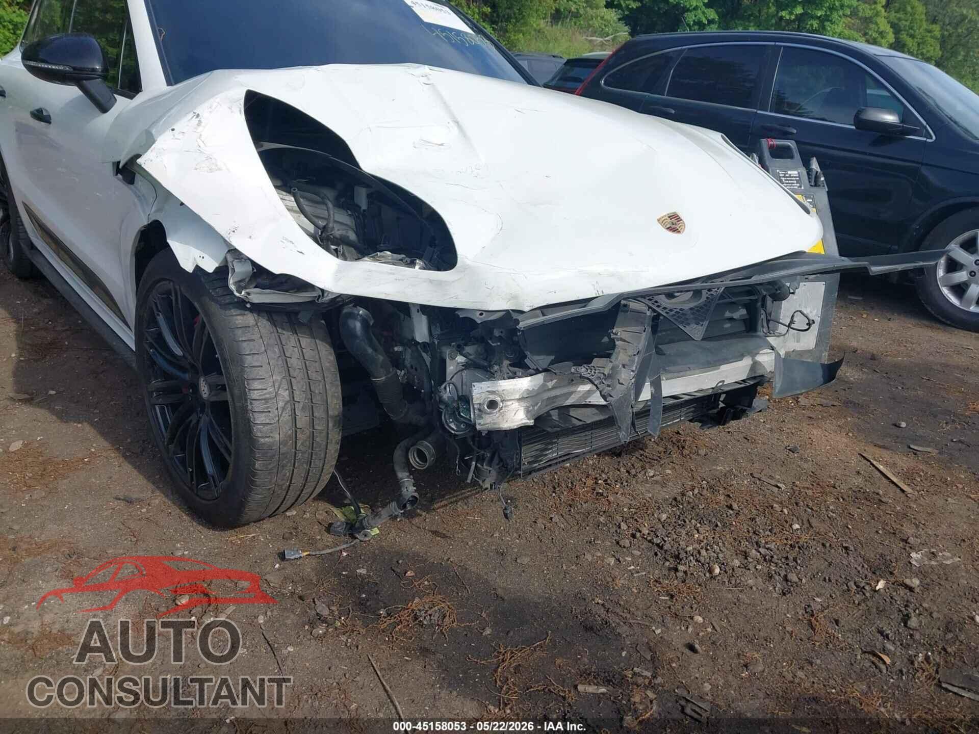 PORSCHE MACAN 2017 - WP1AF2A58HLB61407
