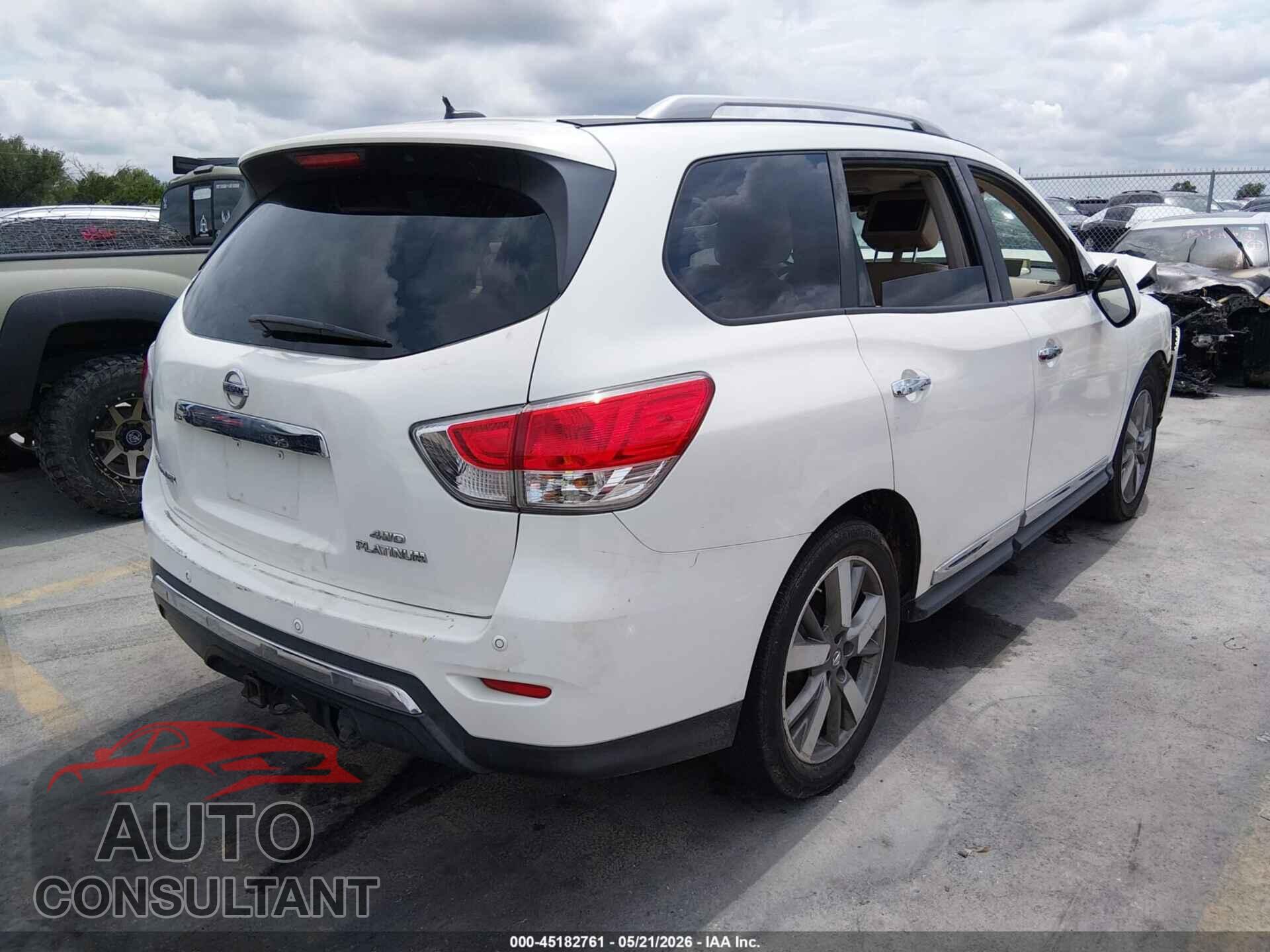 NISSAN PATHFINDER 2013 - 5N1AR2MM8DC634093