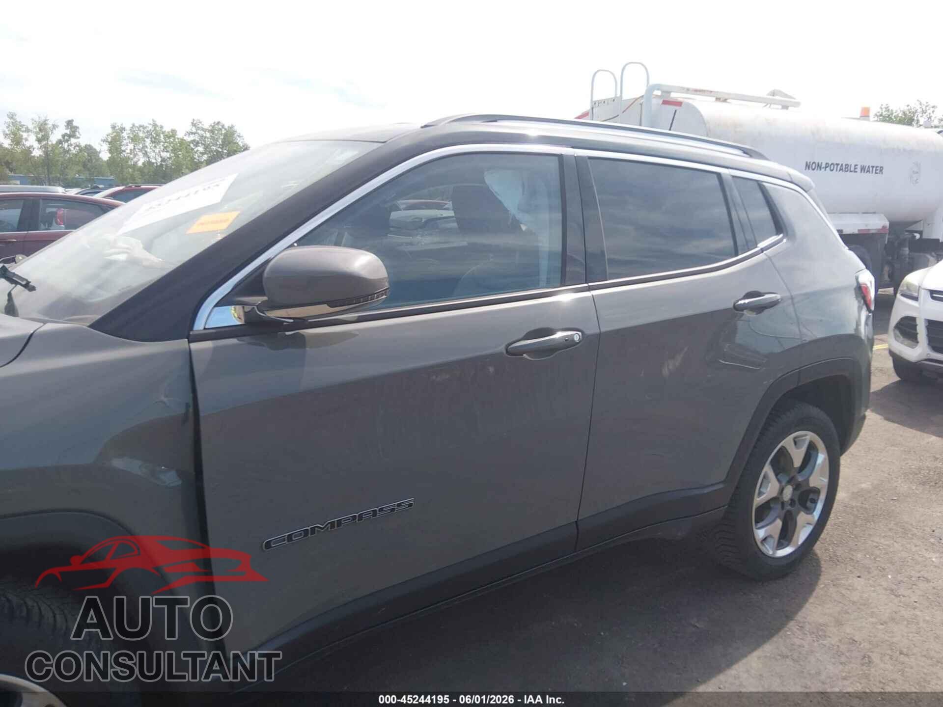 JEEP COMPASS 2021 - 3C4NJDCB6MT554501
