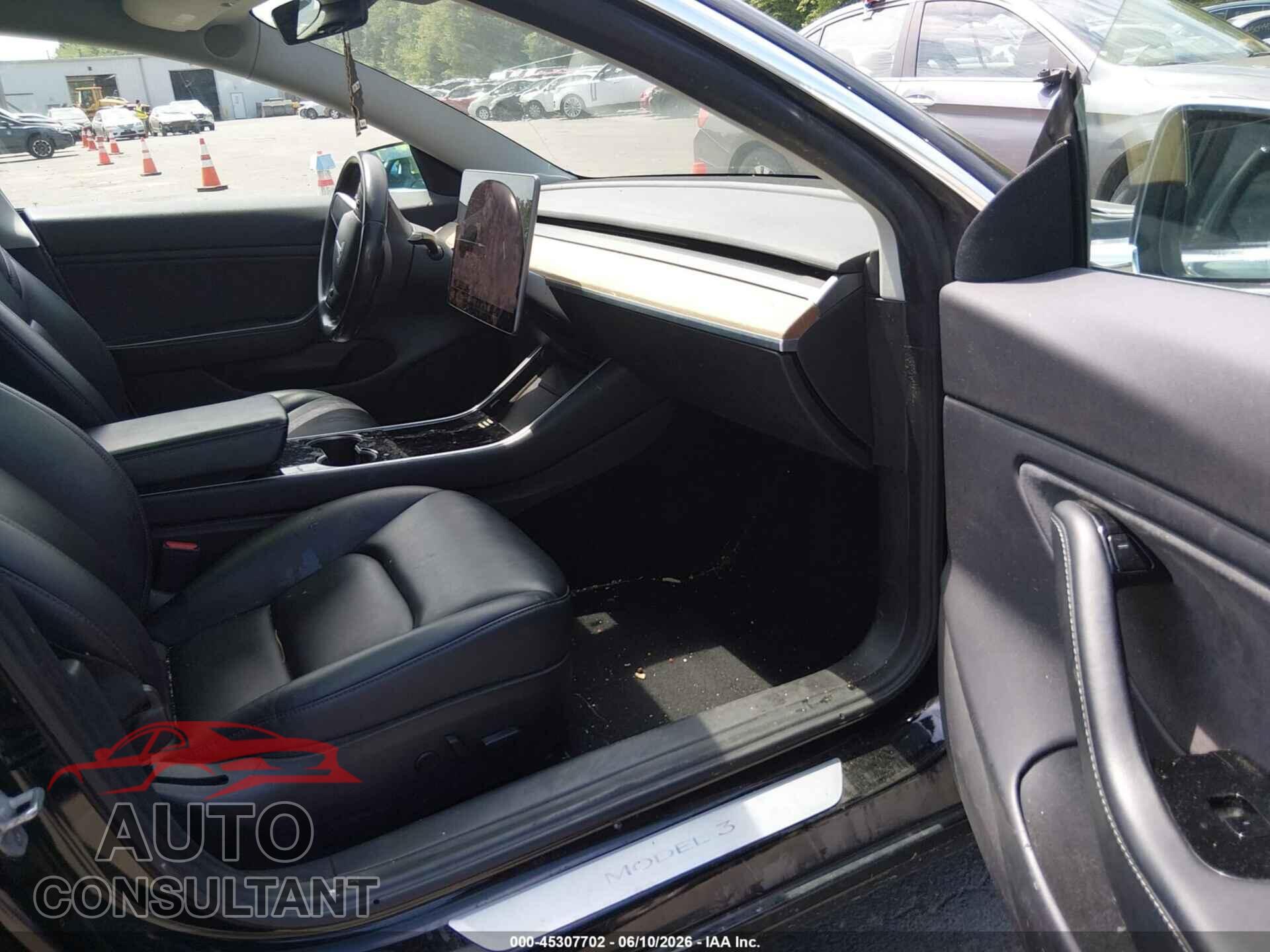 TESLA MODEL 3 2019 - 5YJ3E1EA9KF306625