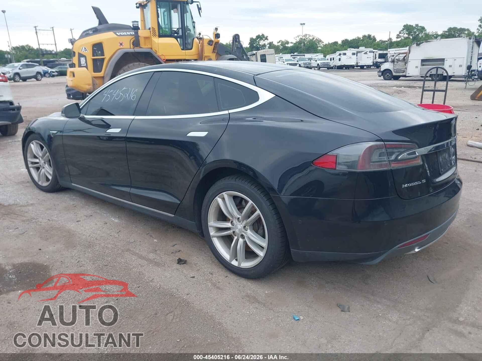 TESLA MODEL S 2015 - 5YJSA1E28FF103716