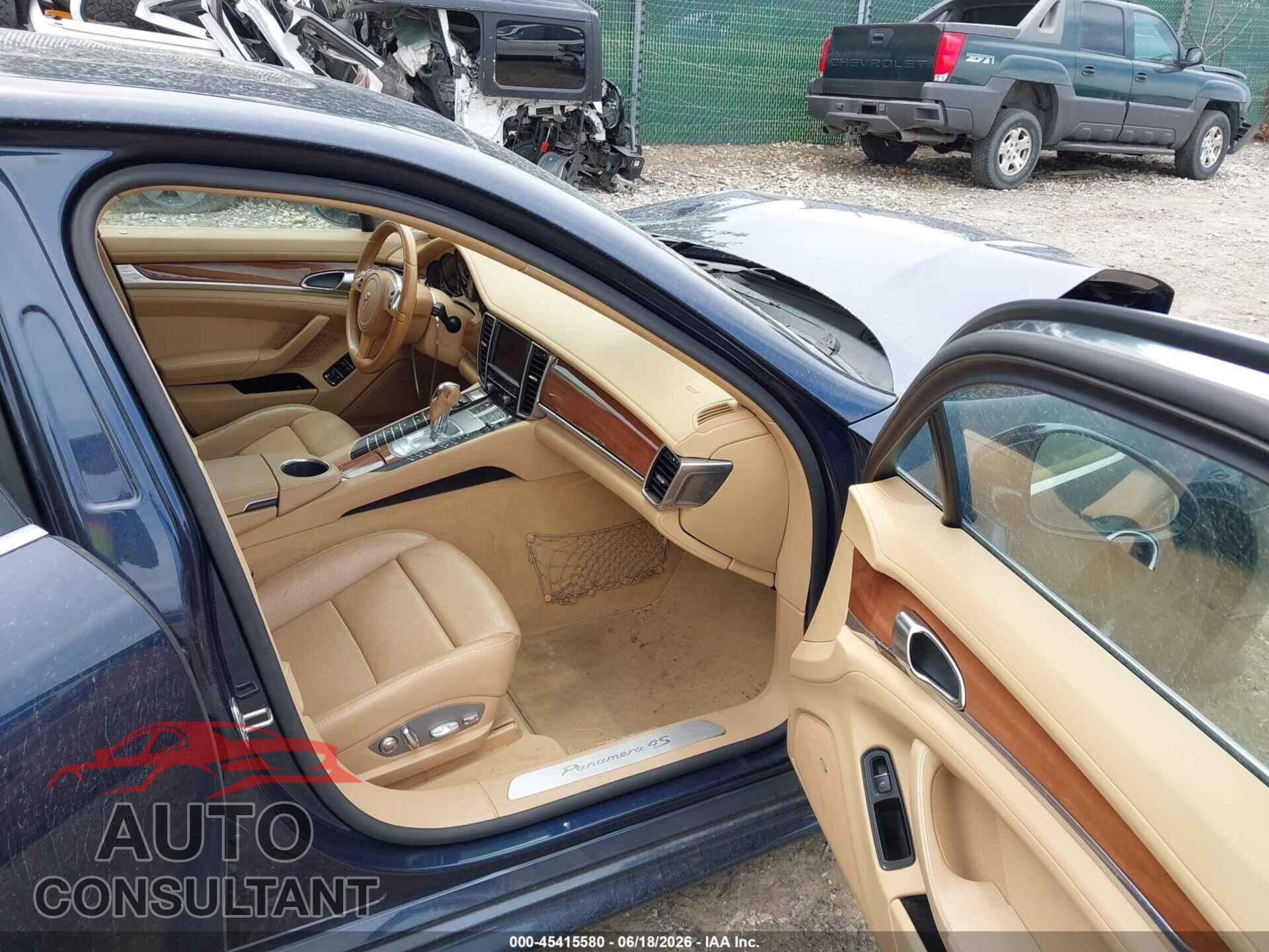 PORSCHE PANAMERA 2011 - WP0AB2A75BL061898