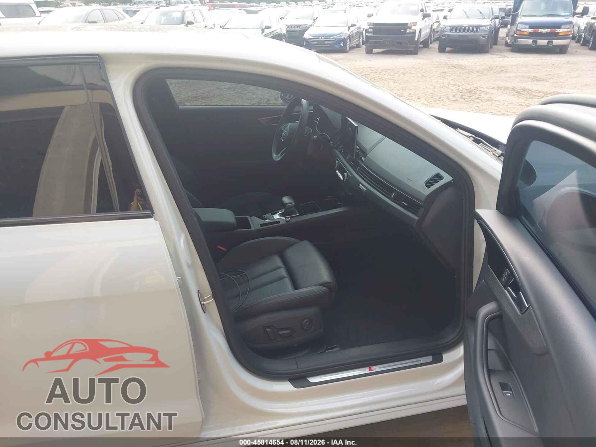 AUDI A4 2021 - WAUDAAF46MA056469