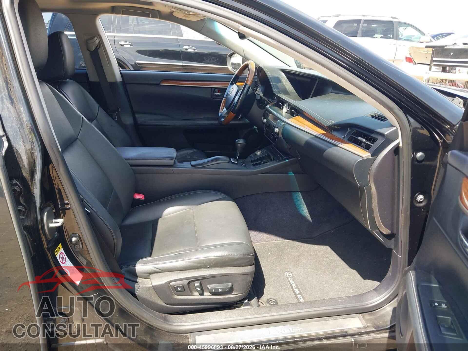 LEXUS ES 300H 2013 - JTHBW1GG4D2000768