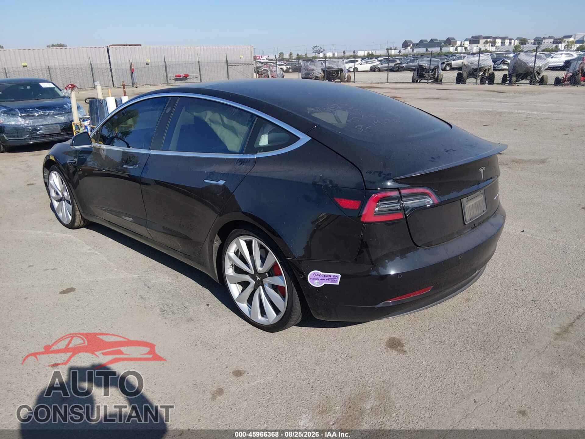 TESLA MODEL 3 2018 - 5YJ3E1EB6JF082673