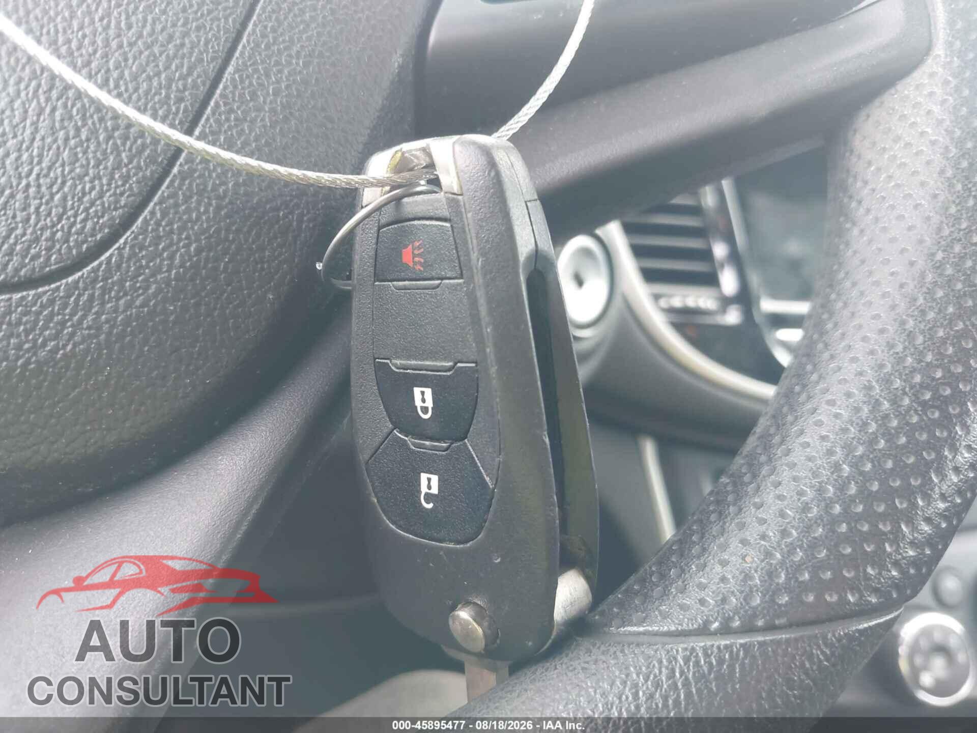 CHEVROLET TRAX 2019 - 3GNCJNSB3KL323851