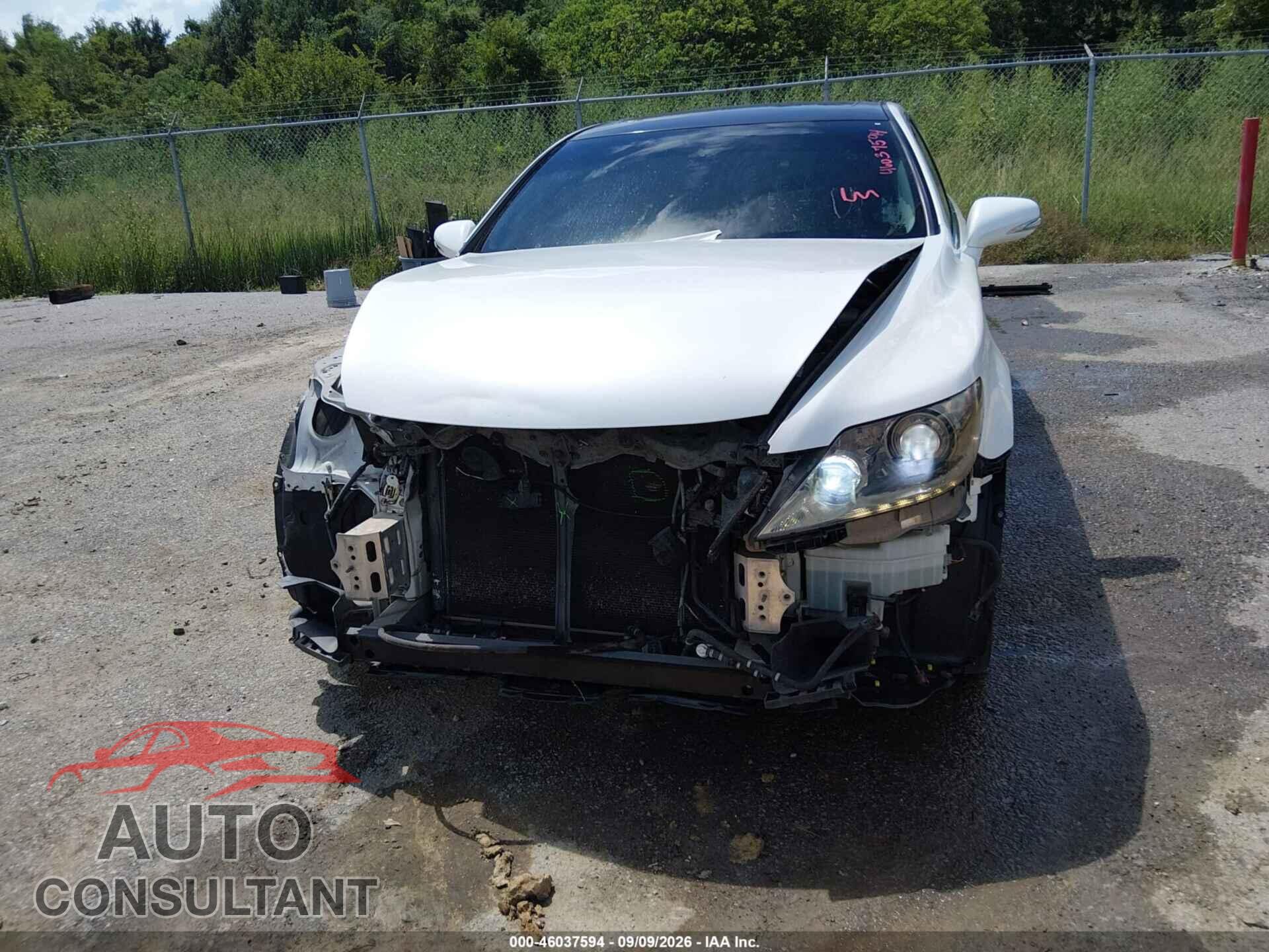 LEXUS LS 2011 - JTHBL5EF3B5107400