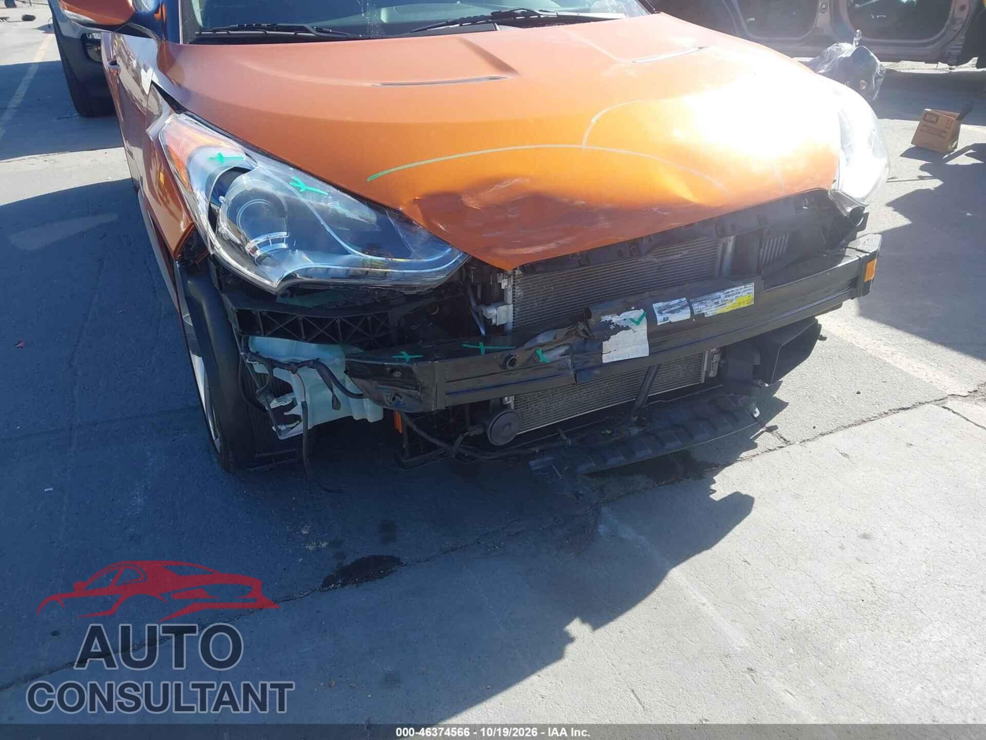 HYUNDAI VELOSTER 2013 - KMHTC6AE2DU117624