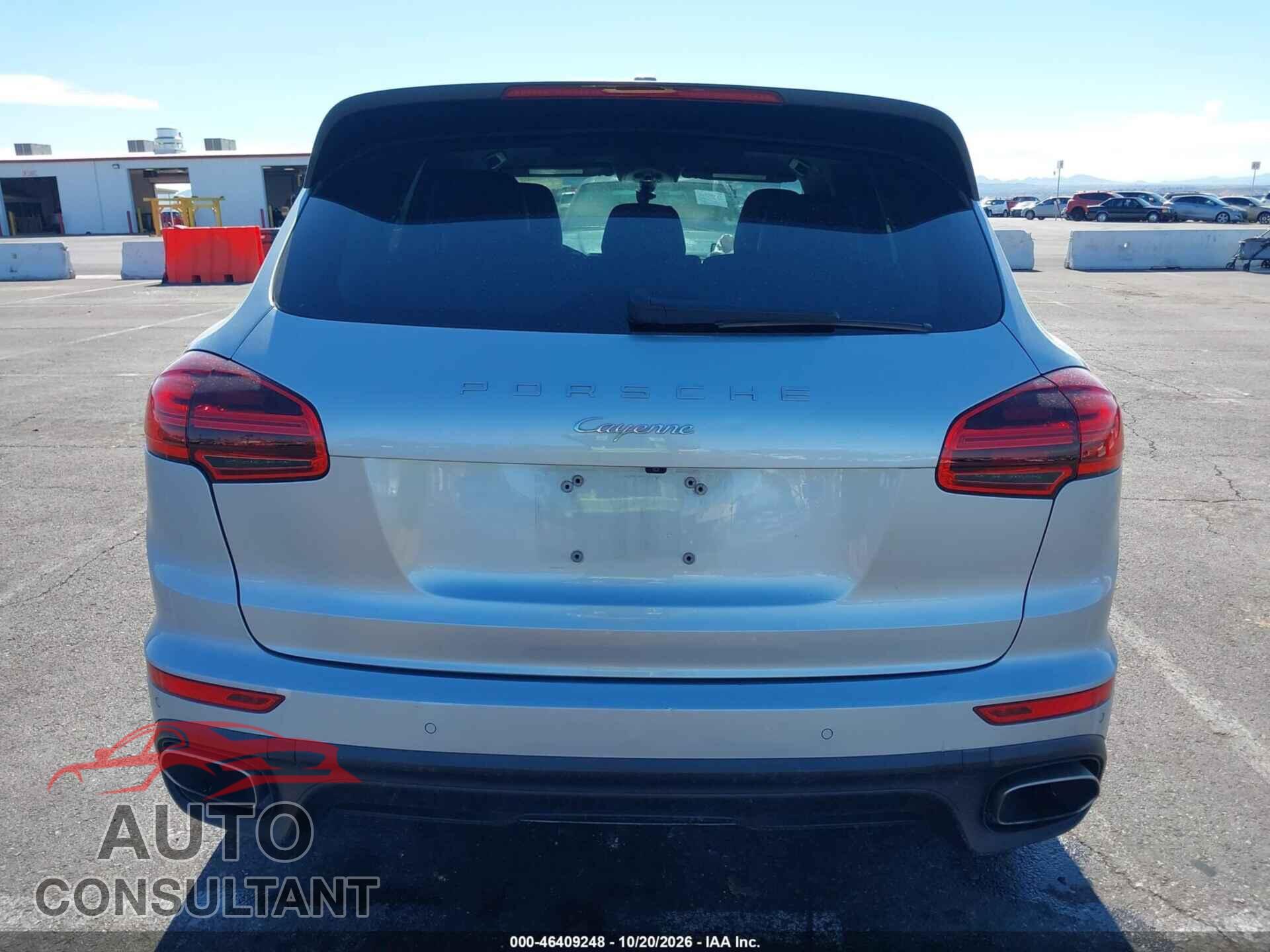 PORSCHE CAYENNE 2016 - WP1AA2A25GKA10470