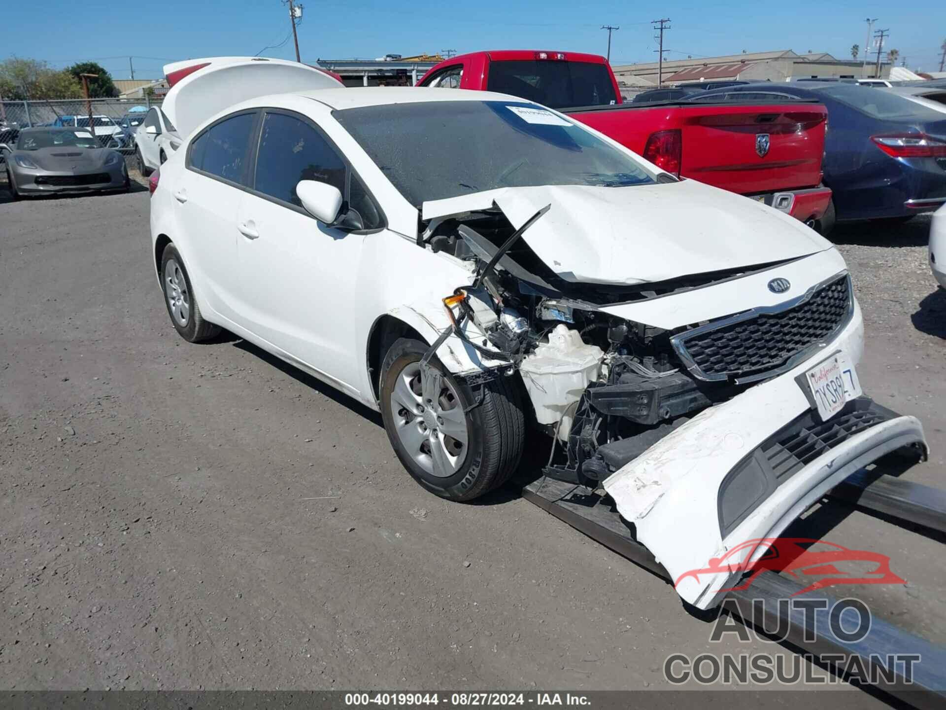 KIA FORTE 2017 - 3KPFK4A74HE049275