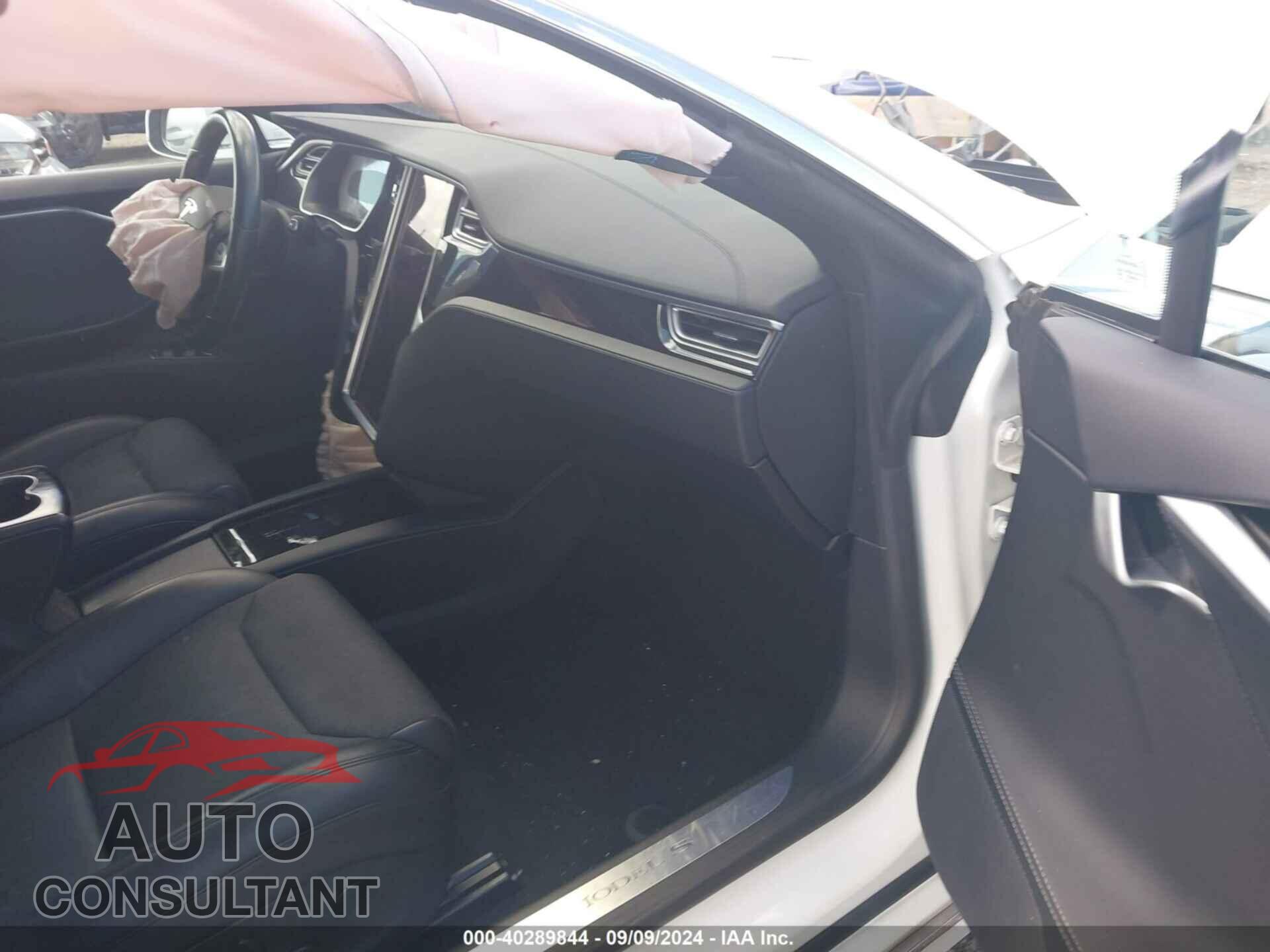 TESLA MODEL S 2017 - 5YJSA1E10HF198878