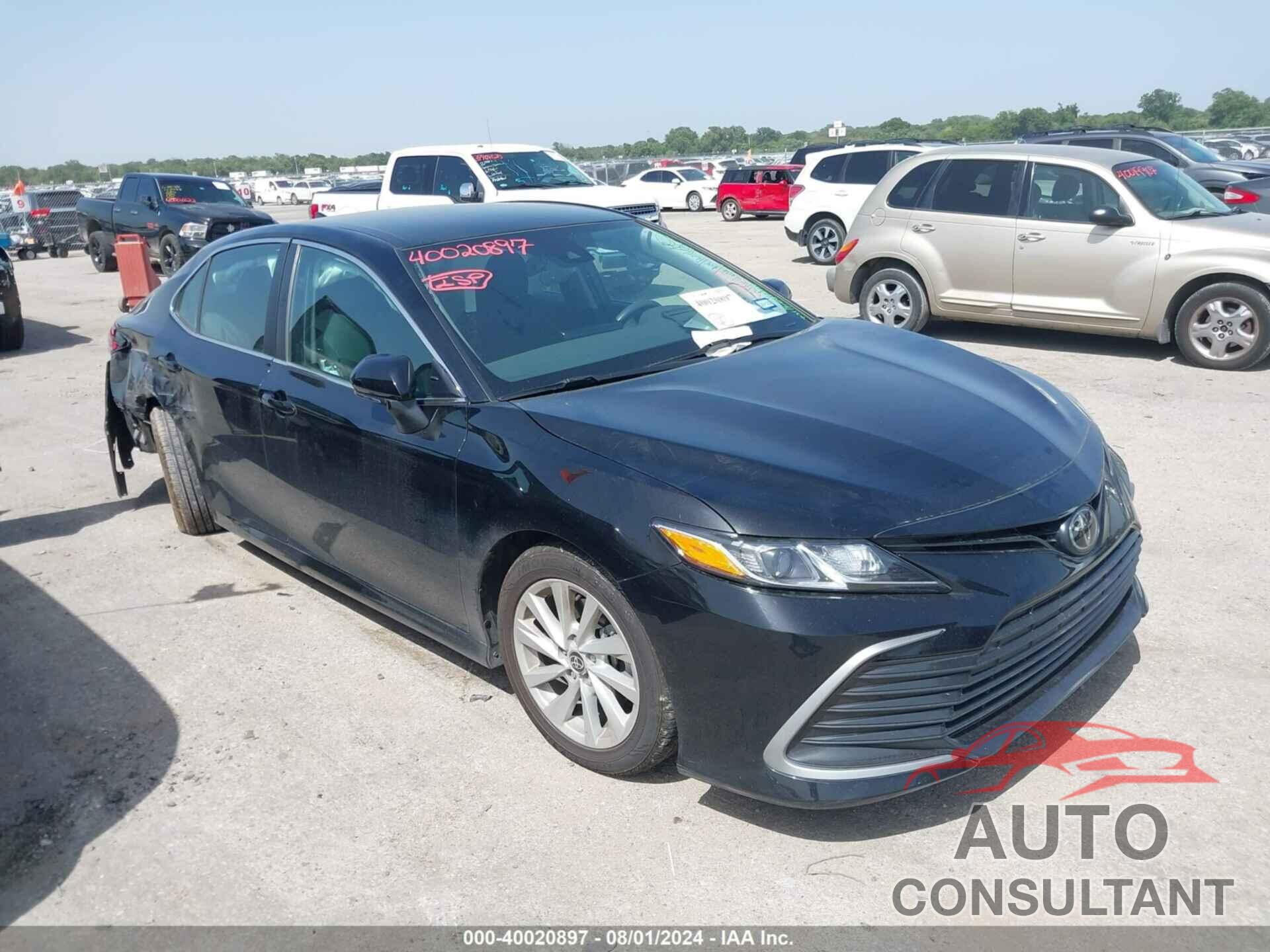 TOYOTA CAMRY 2023 - 4T1C11AK4PU749057
