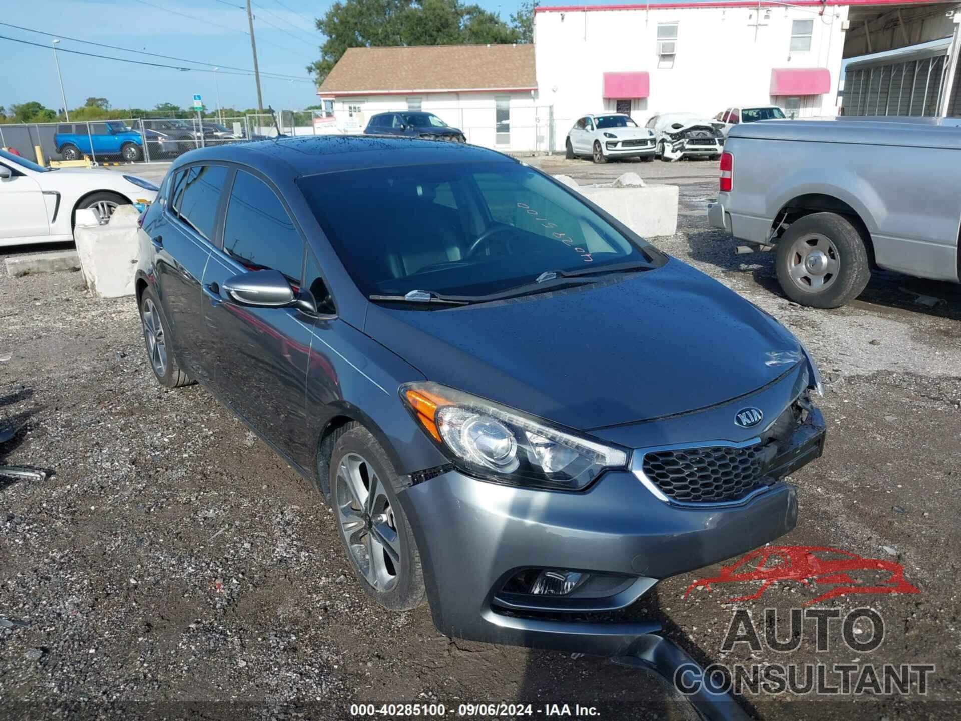 KIA FORTE 2016 - KNAFX5A89G5632920