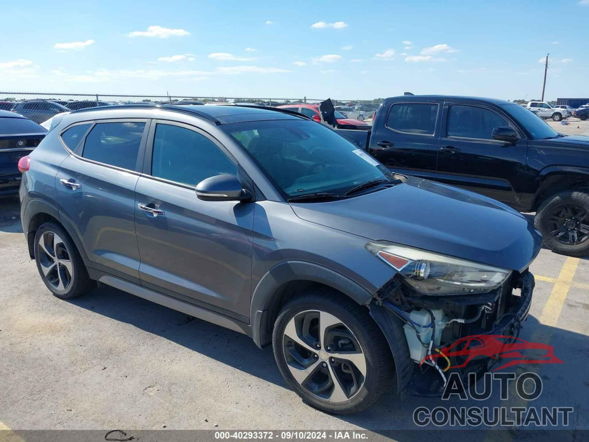 HYUNDAI TUCSON 2017 - KM8J3CA20HU275588