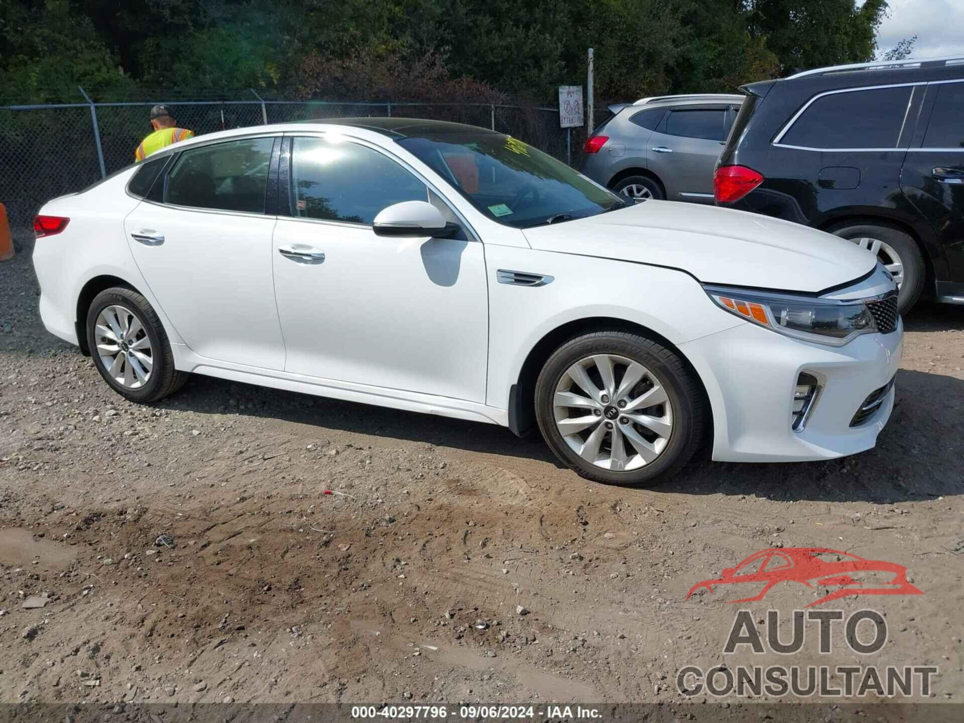 KIA OPTIMA 2018 - 5XXGT4L30JG240863