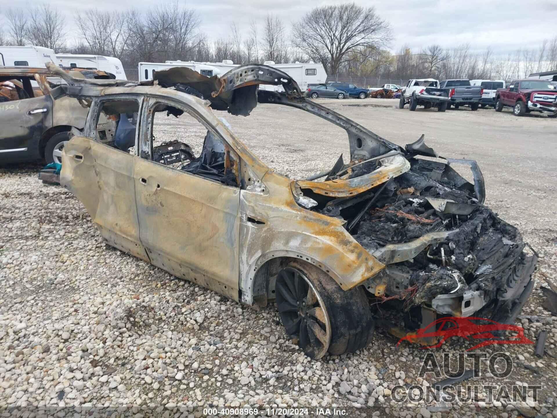 FORD ESCAPE 2019 - 1FMCU9GD5KUB07101