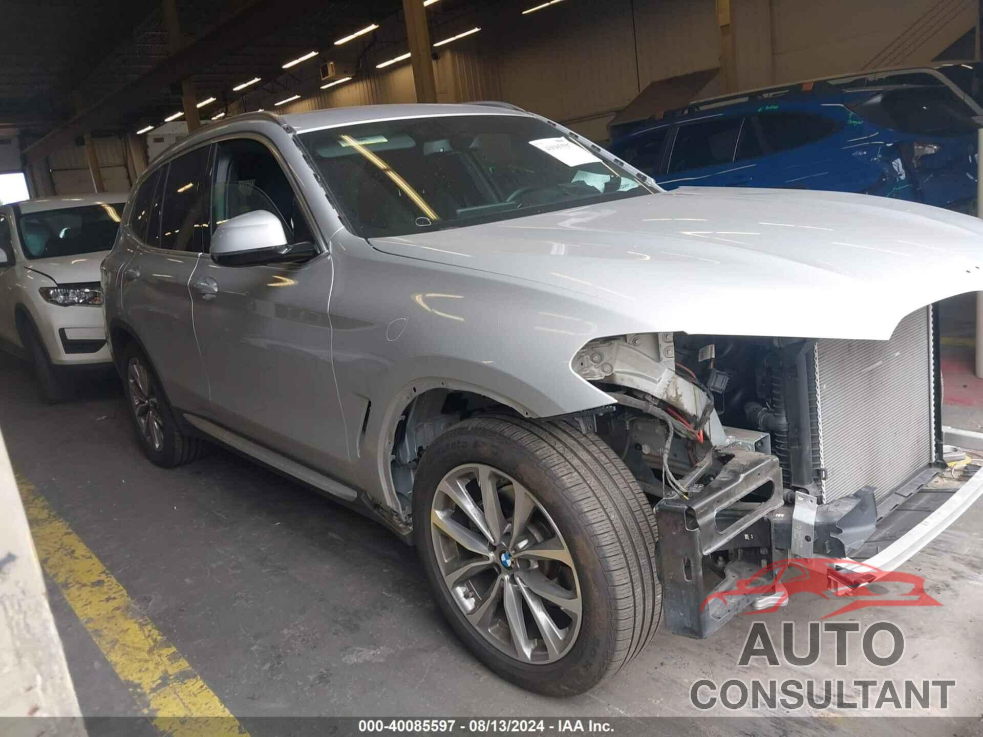 BMW X3 2018 - 5UXTR9C55JLD90139