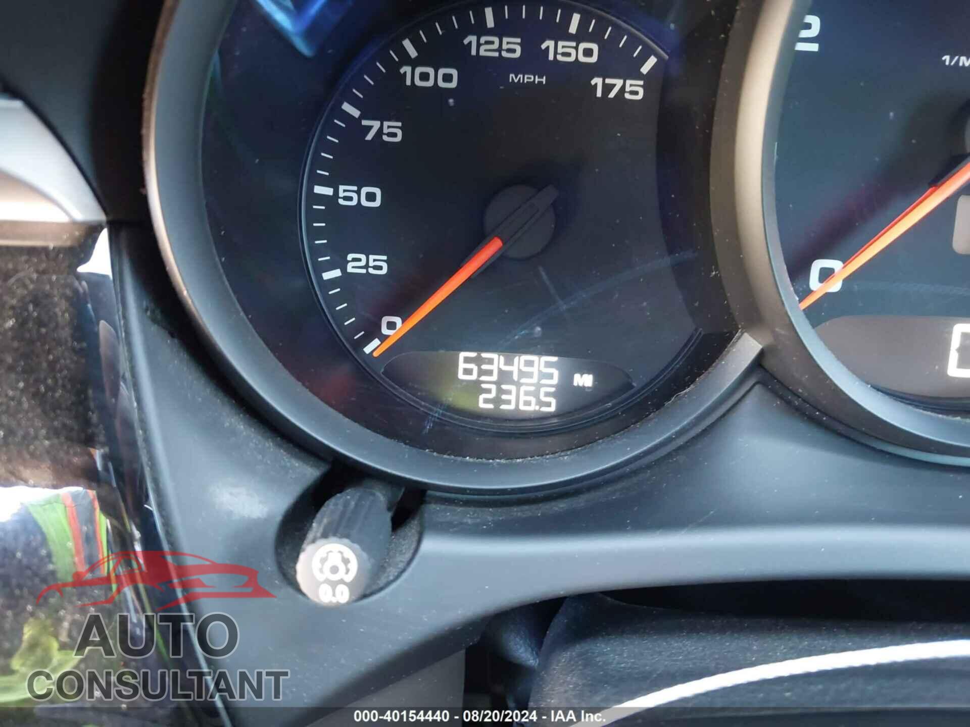 PORSCHE MACAN 2017 - WP1AA2A57HLB82828