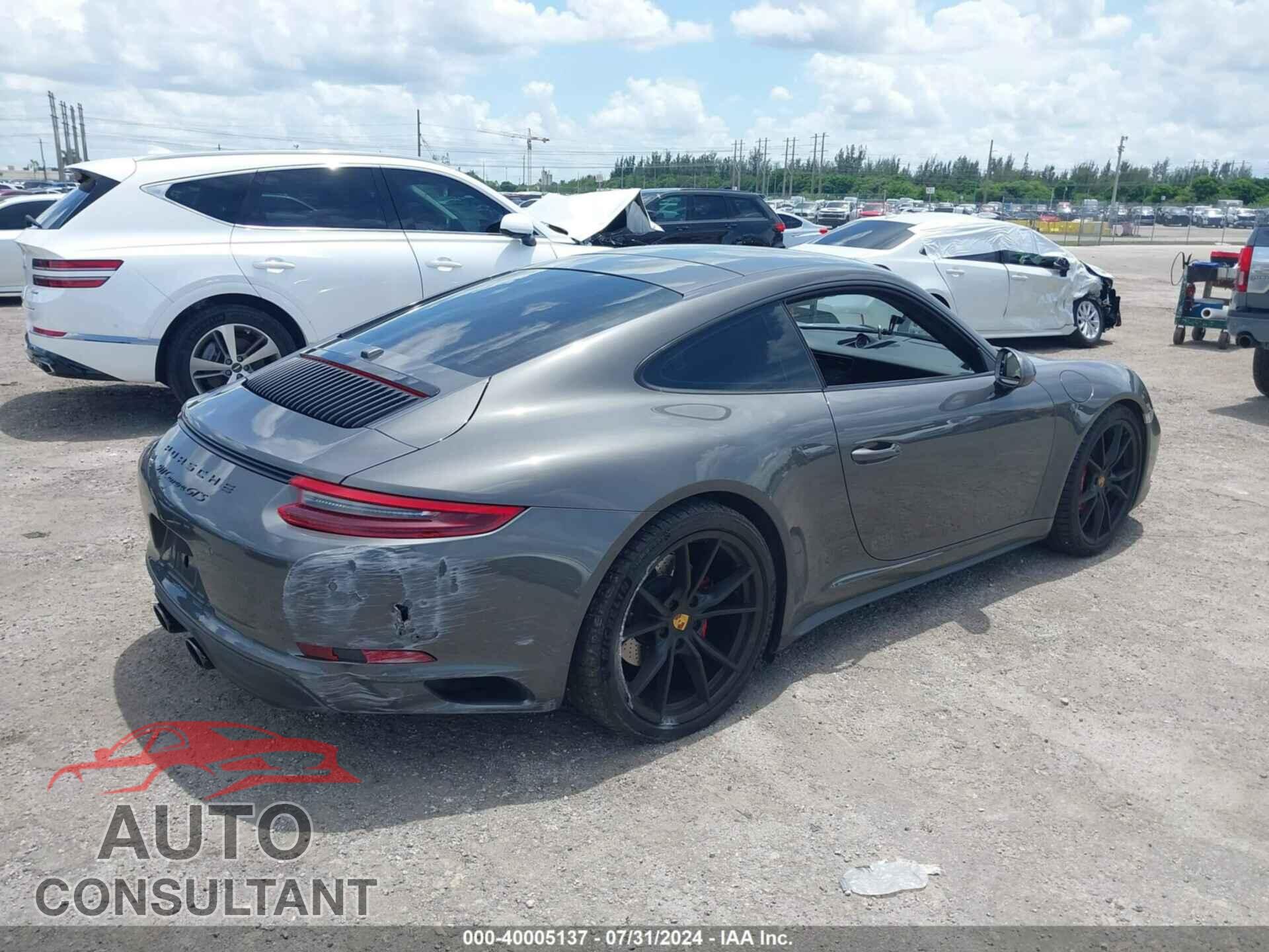 PORSCHE 911 2018 - WP0AB2A96JS122830