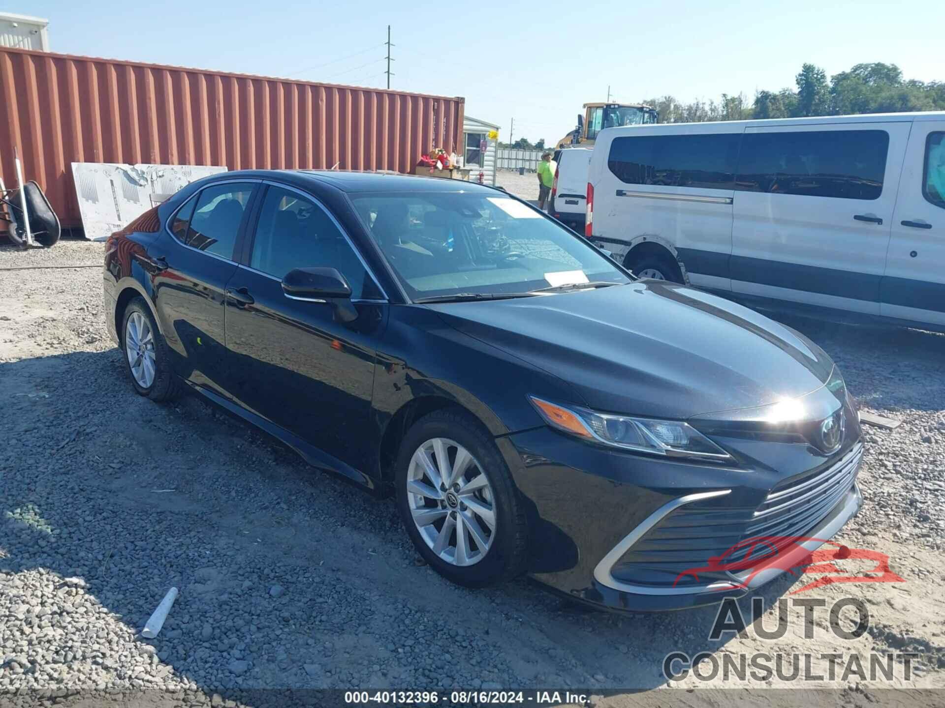 TOYOTA CAMRY 2022 - 4T1R11AK6NU656967