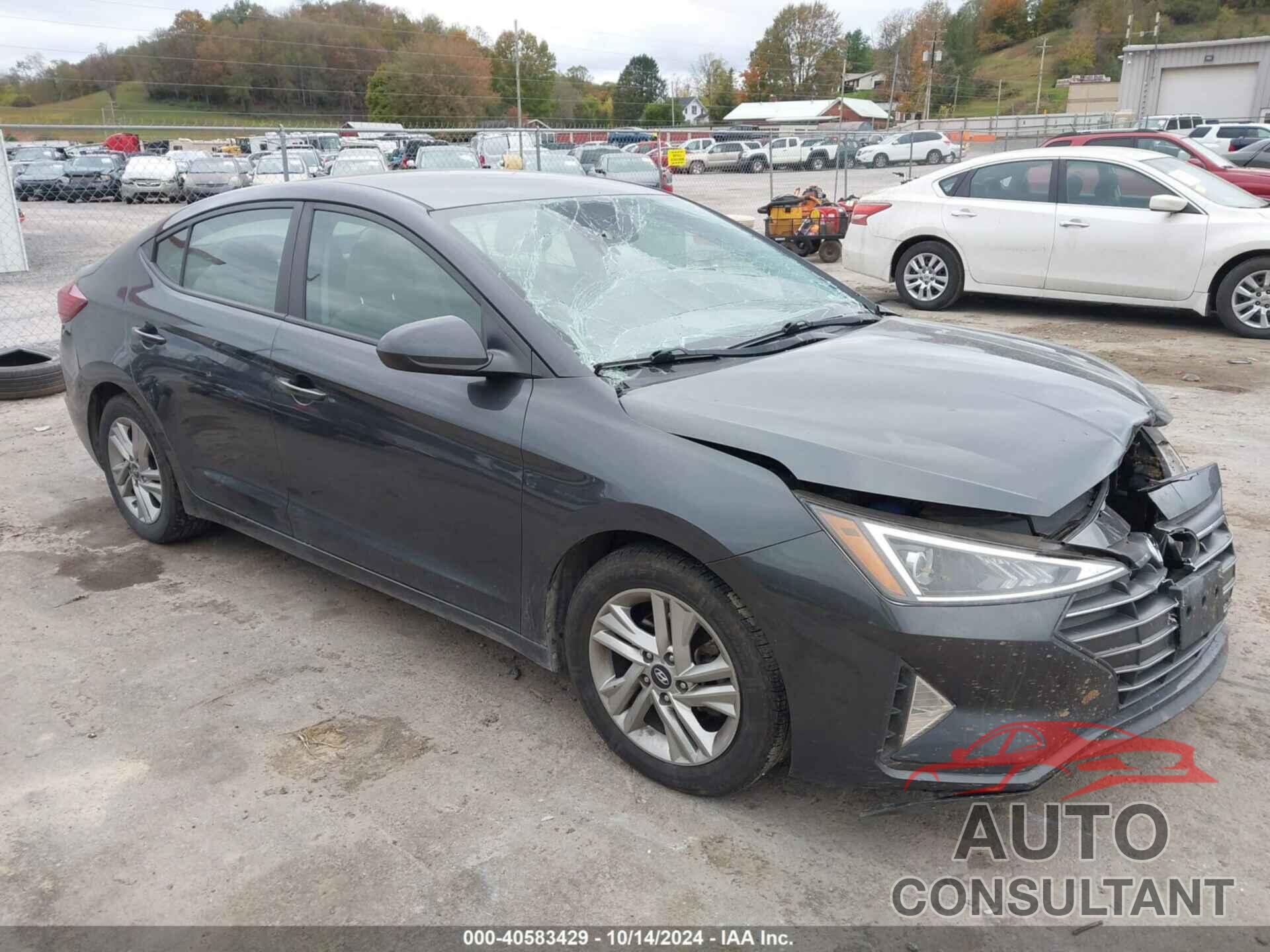 HYUNDAI ELANTRA 2020 - 5NPD84LF3LH556618