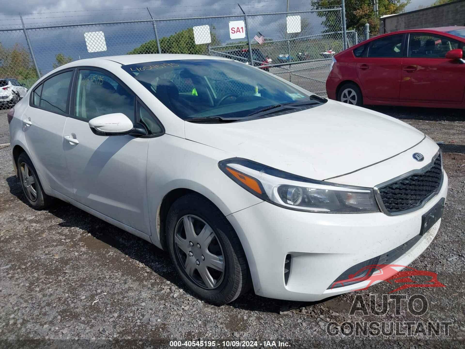 KIA FORTE 2018 - 3KPFK4A76JE196235