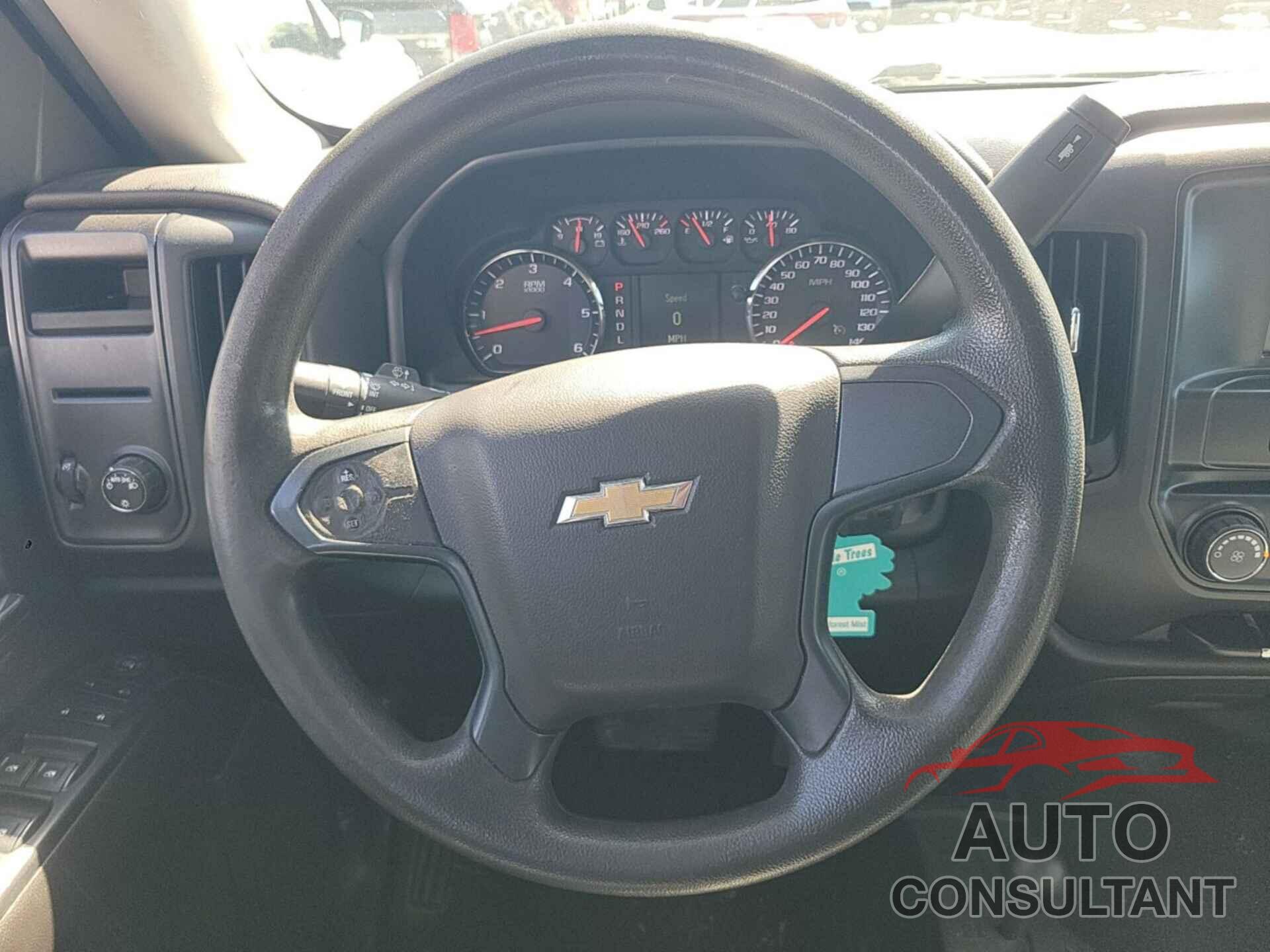 CHEVROLET SILVERADO 2018 - 3GCUKNEC5JG399626