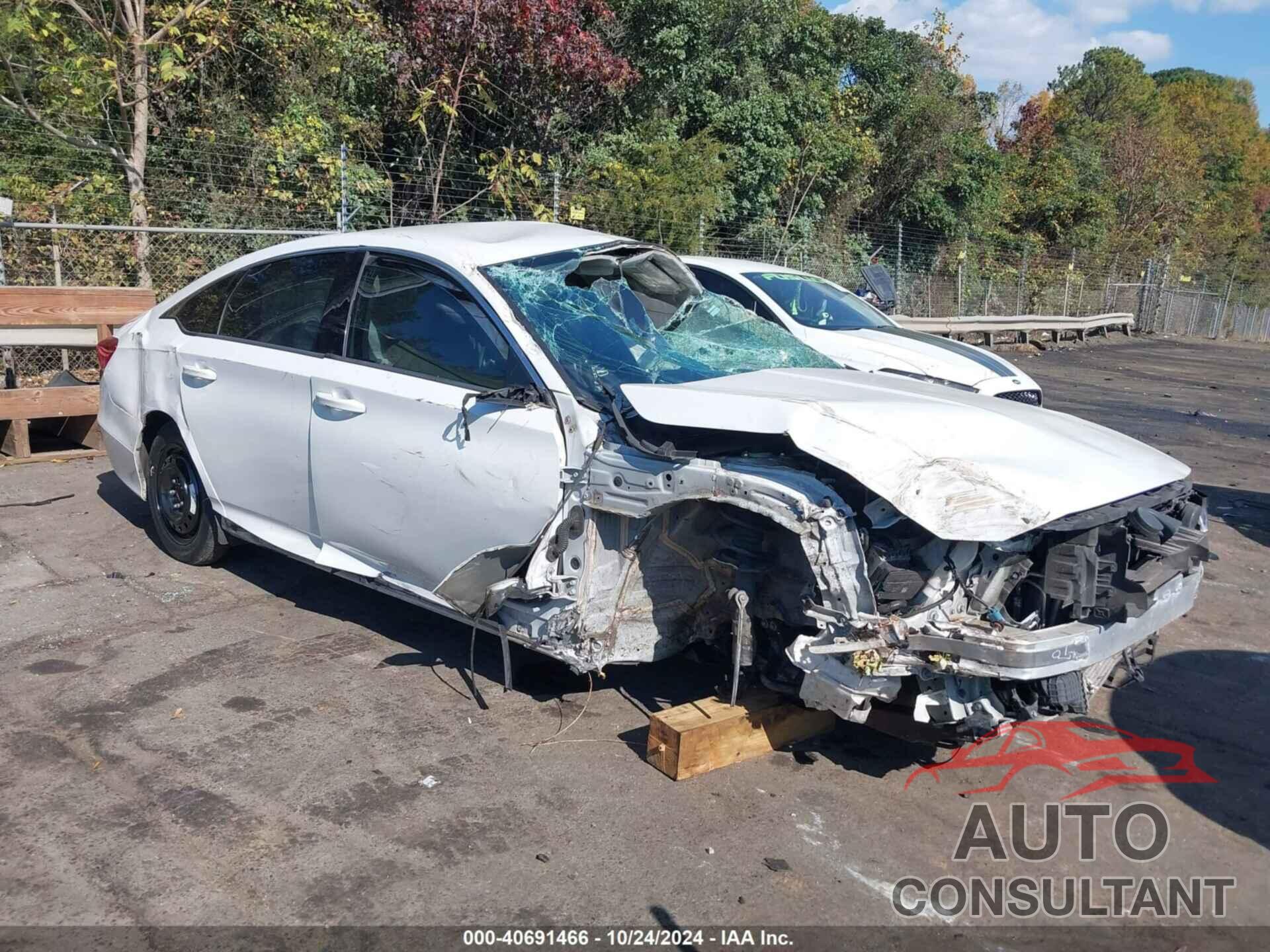 HONDA ACCORD 2018 - 1HGCV1F14JA136102