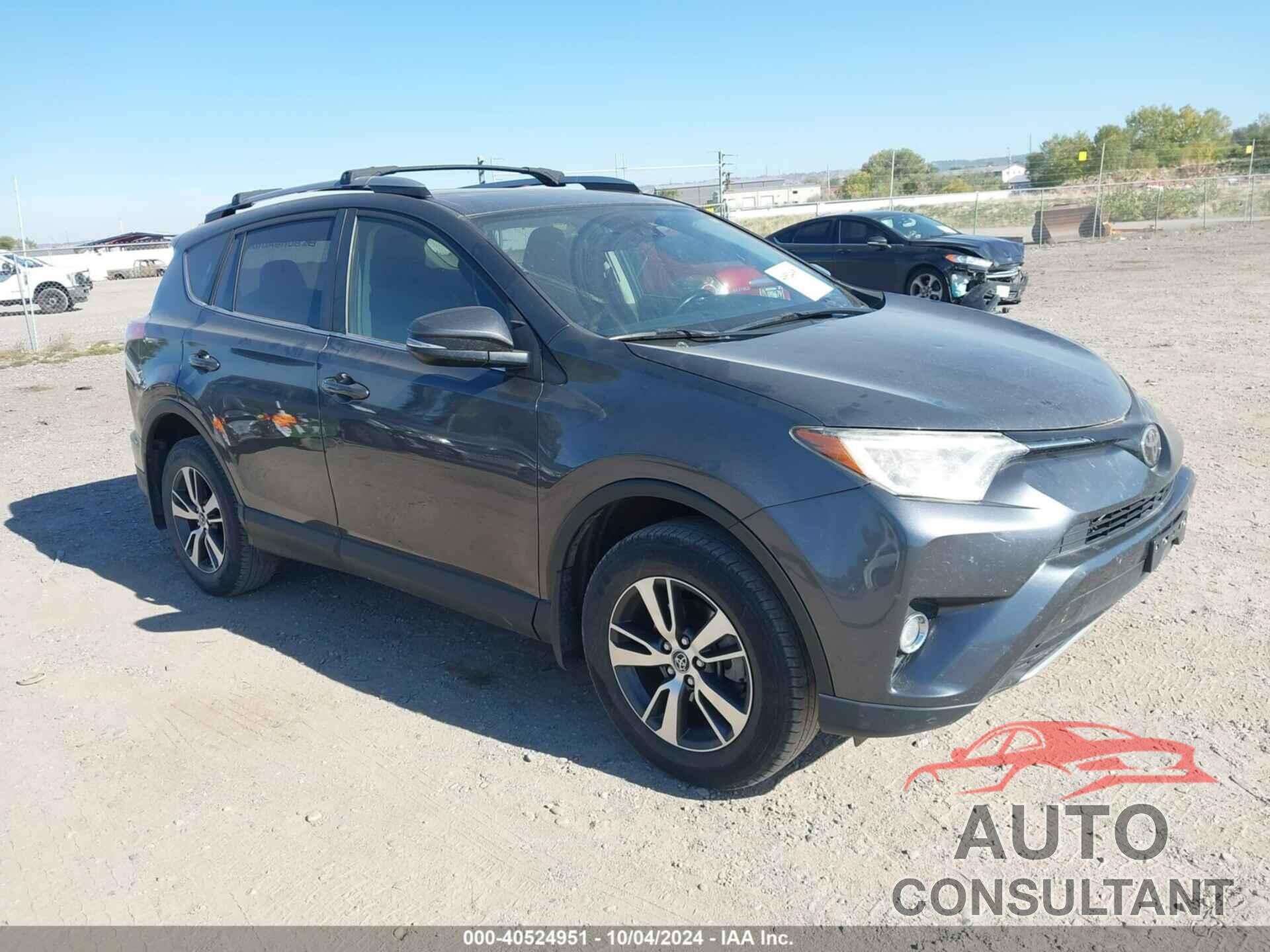 TOYOTA RAV4 2018 - JTMRFREV5JD231596