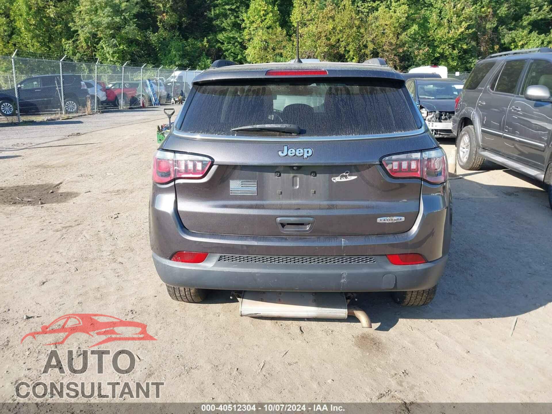 JEEP COMPASS 2018 - 3C4NJCBB2JT122964