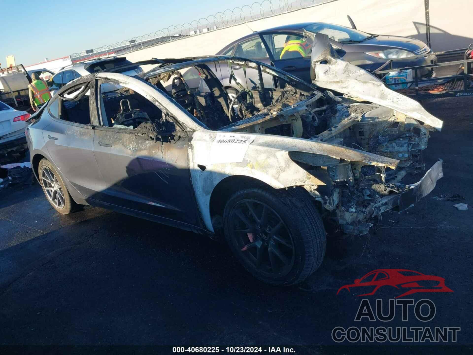 TESLA MODEL 3 2021 - 5YJ3E1EA7MF051704