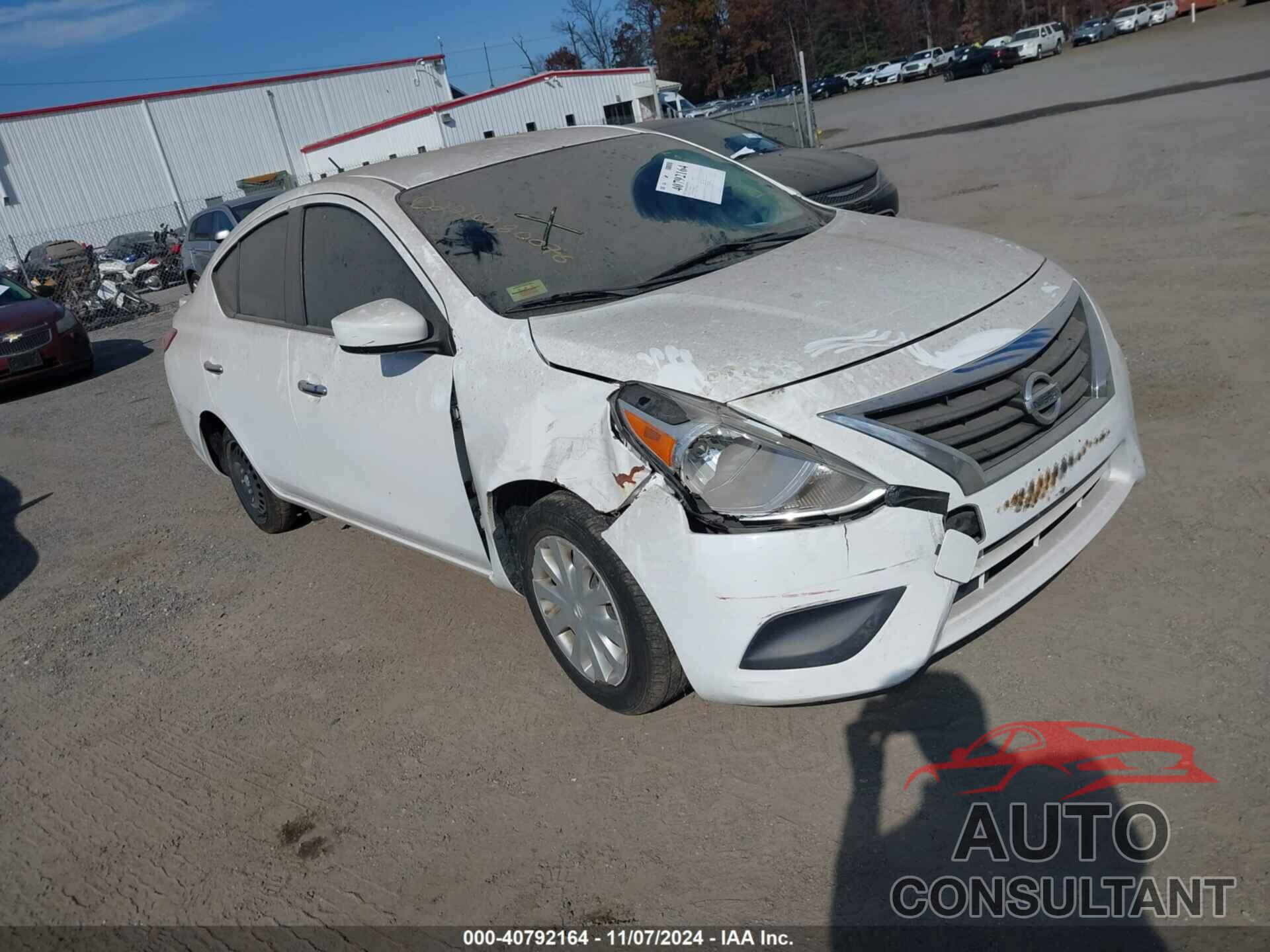 NISSAN VERSA 2018 - 3N1CN7AP2JL800227