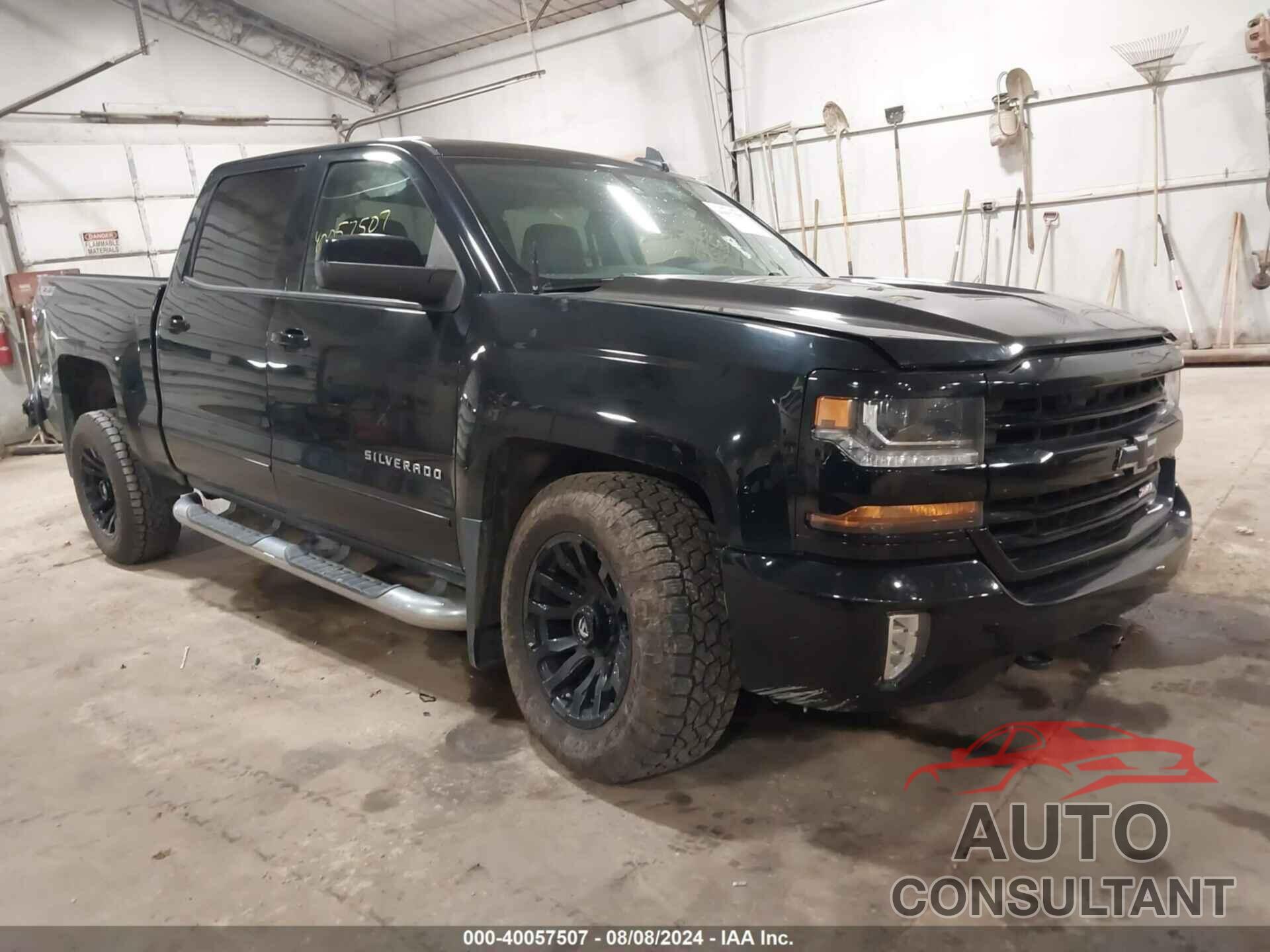 CHEVROLET SILVERADO 1500 2017 - 3GCUKREC8HG175171