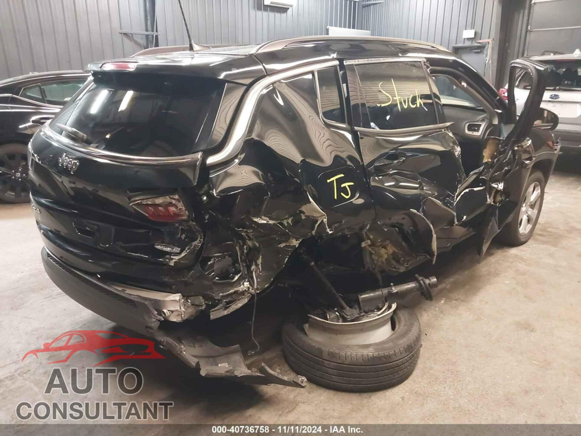 JEEP COMPASS 2020 - 3C4NJDBB8LT229302