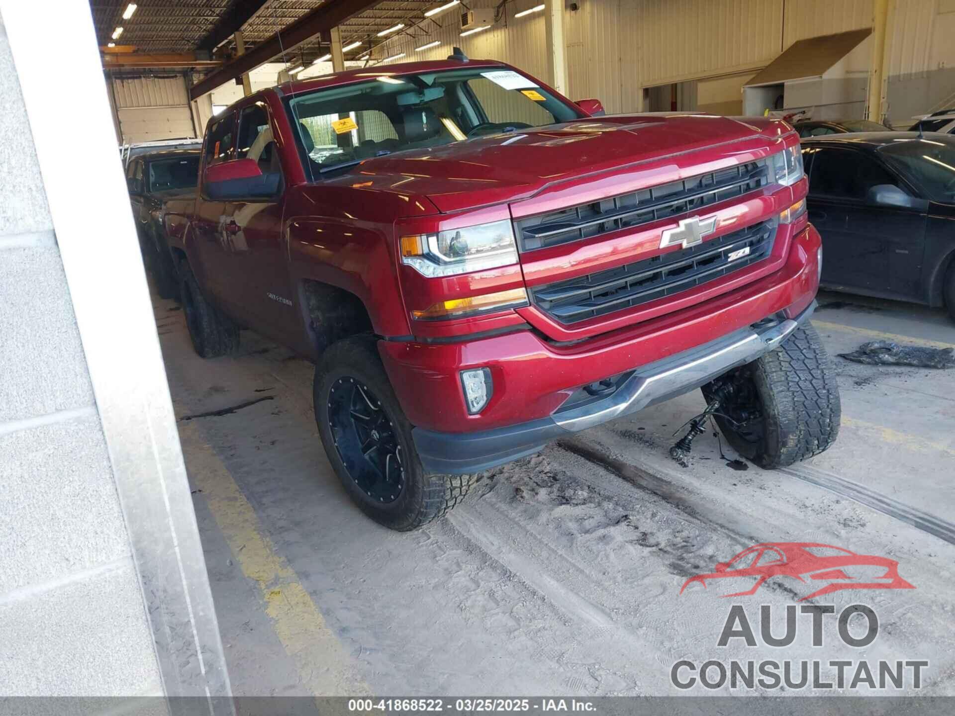 CHEVROLET SILVERADO 1500 2018 - 3GCUKREC0JG580317