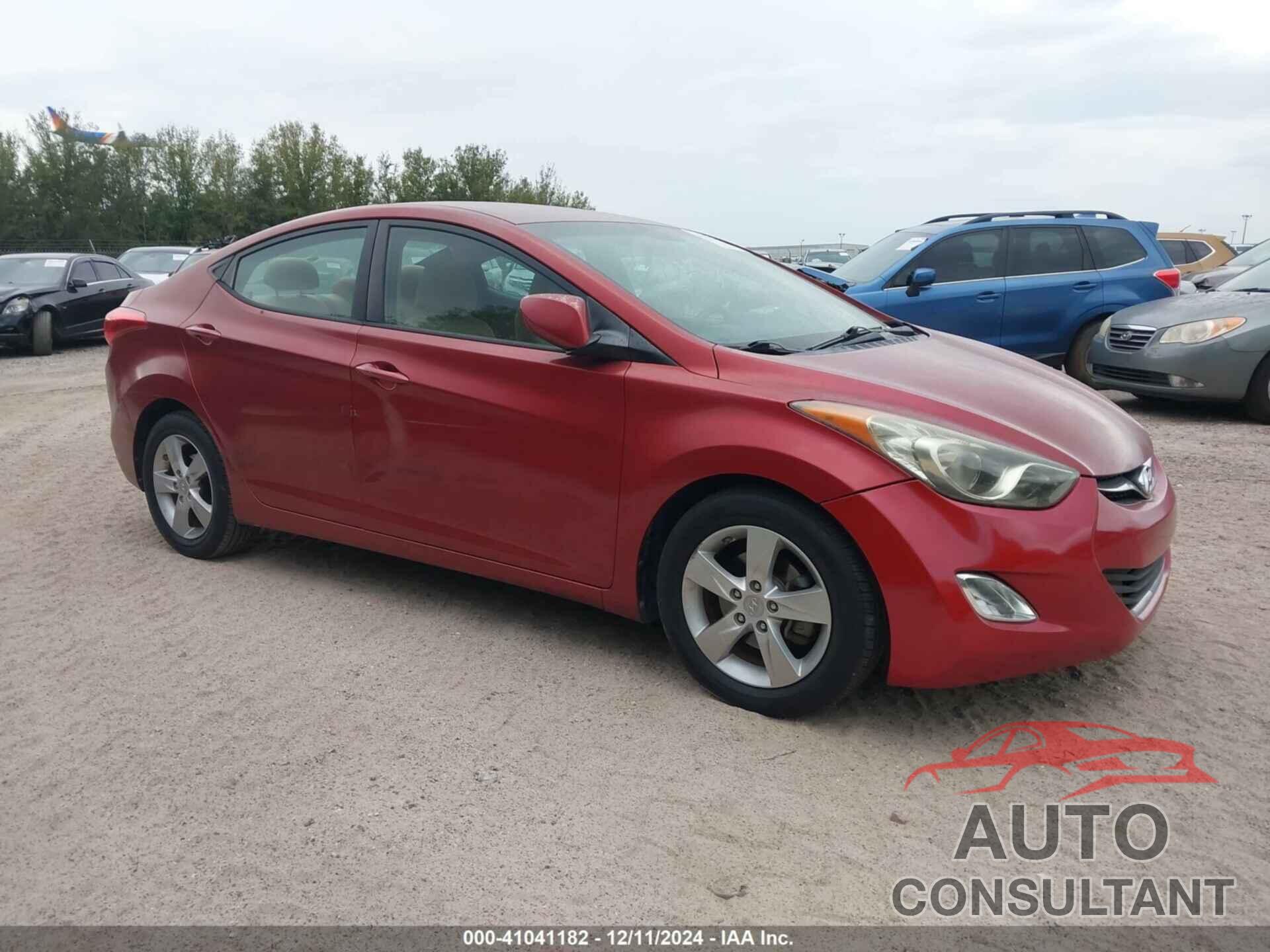 HYUNDAI ELANTRA 2013 - 5NPDH4AE0DH336249