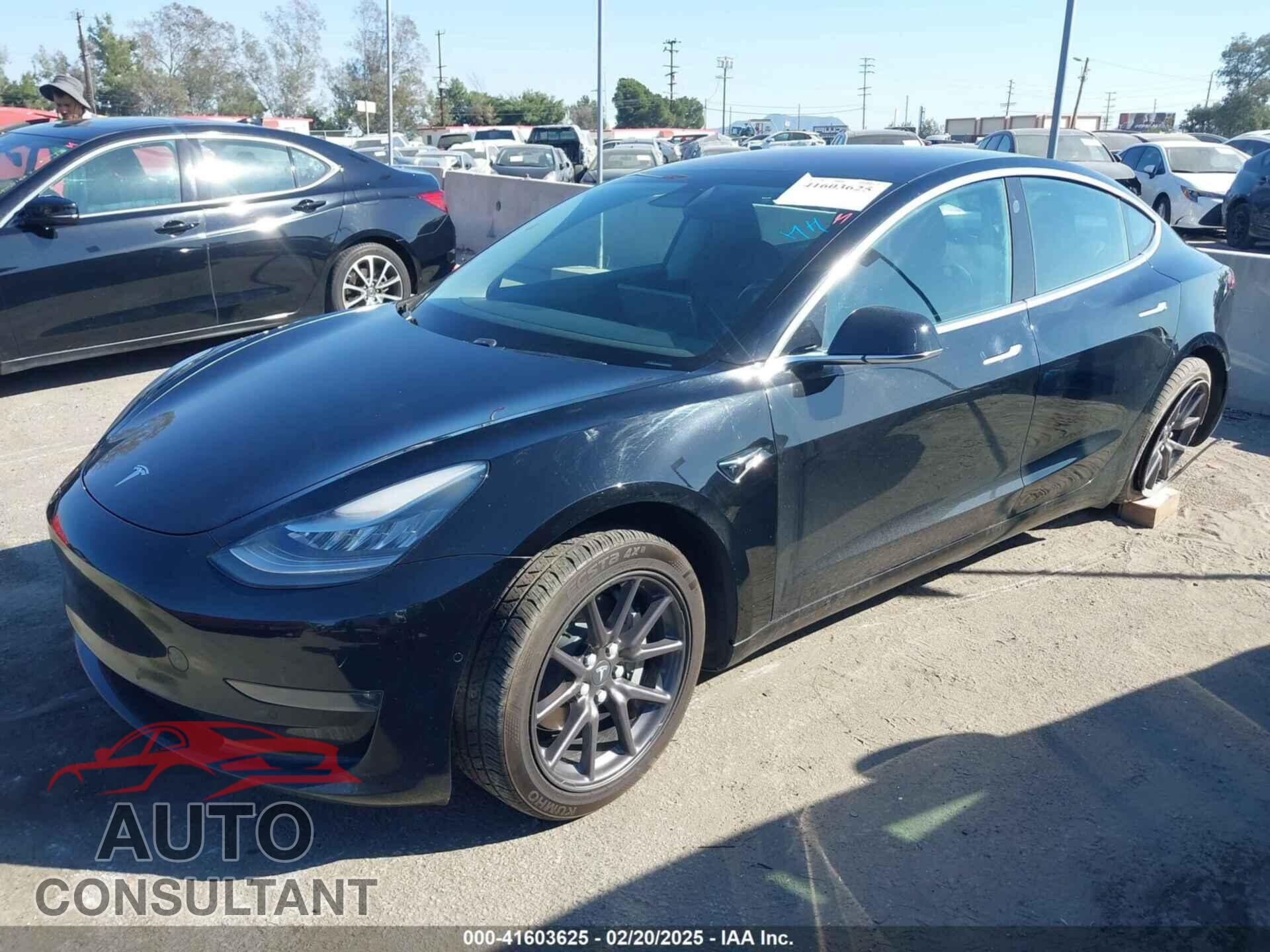 TESLA MODEL 3 2019 - 5YJ3E1EA4KF190010