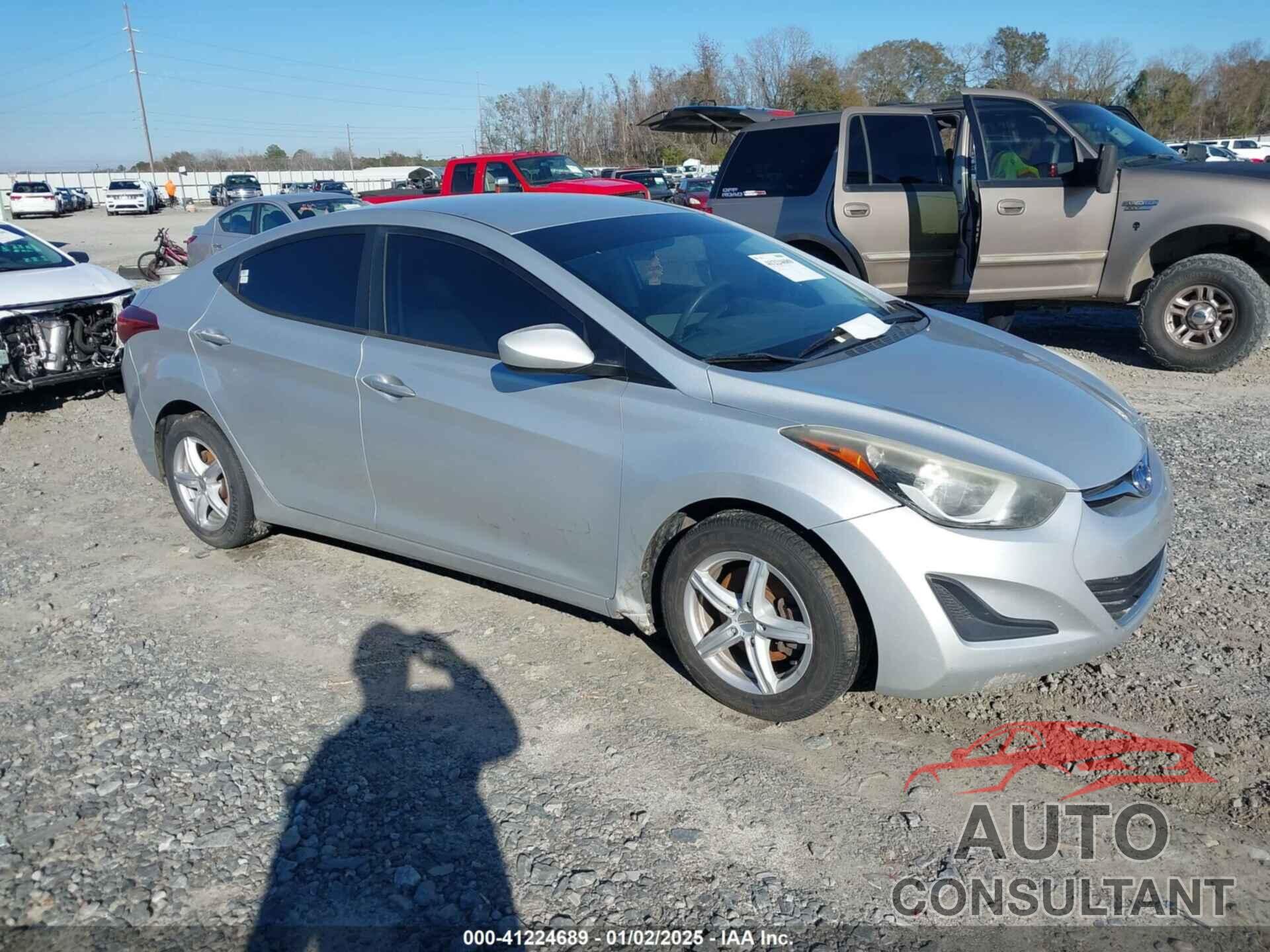 HYUNDAI ELANTRA 2016 - 5NPDH4AE4GH720720