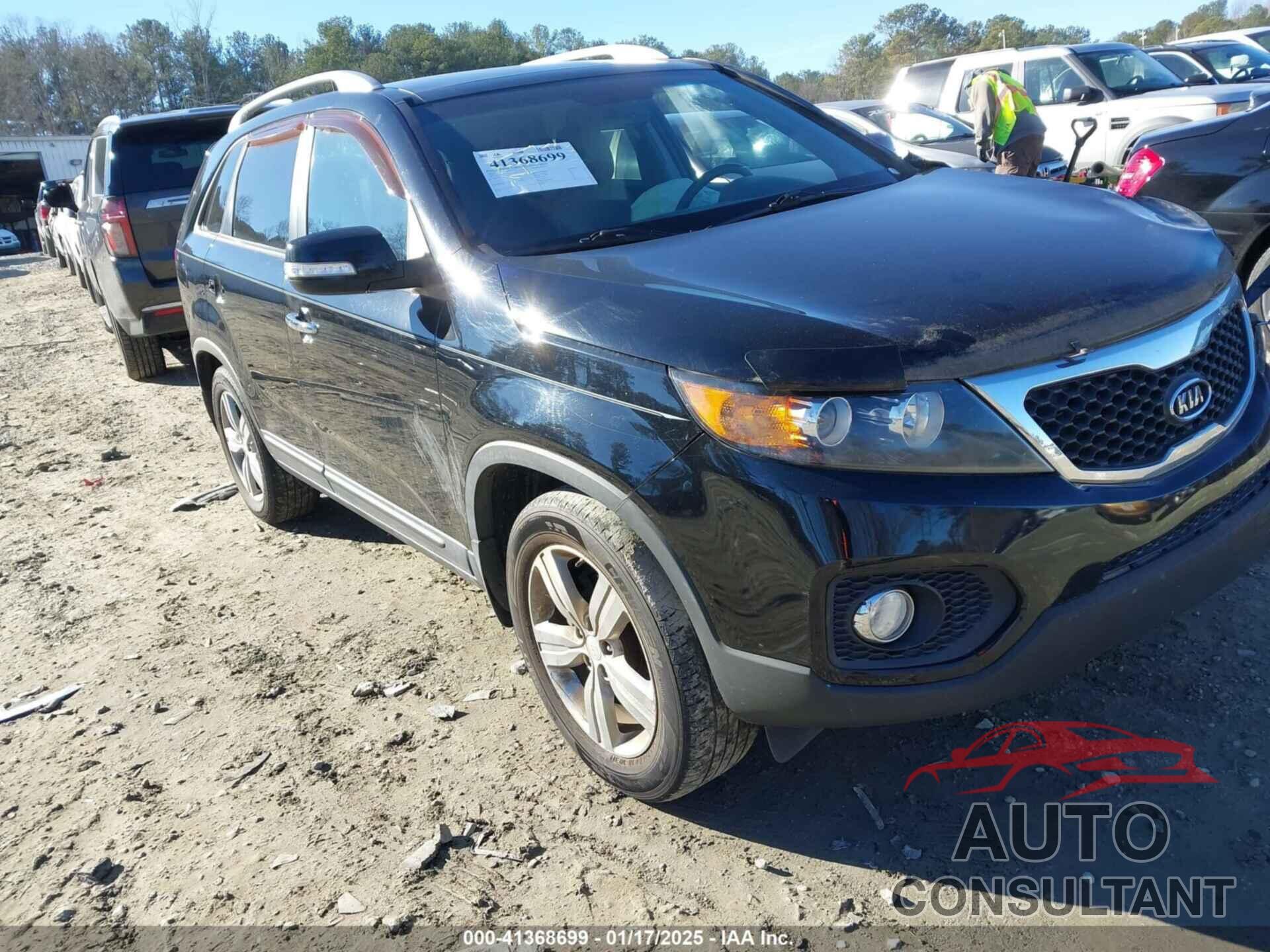 KIA SORENTO 2013 - 5XYKU4A27DG414560
