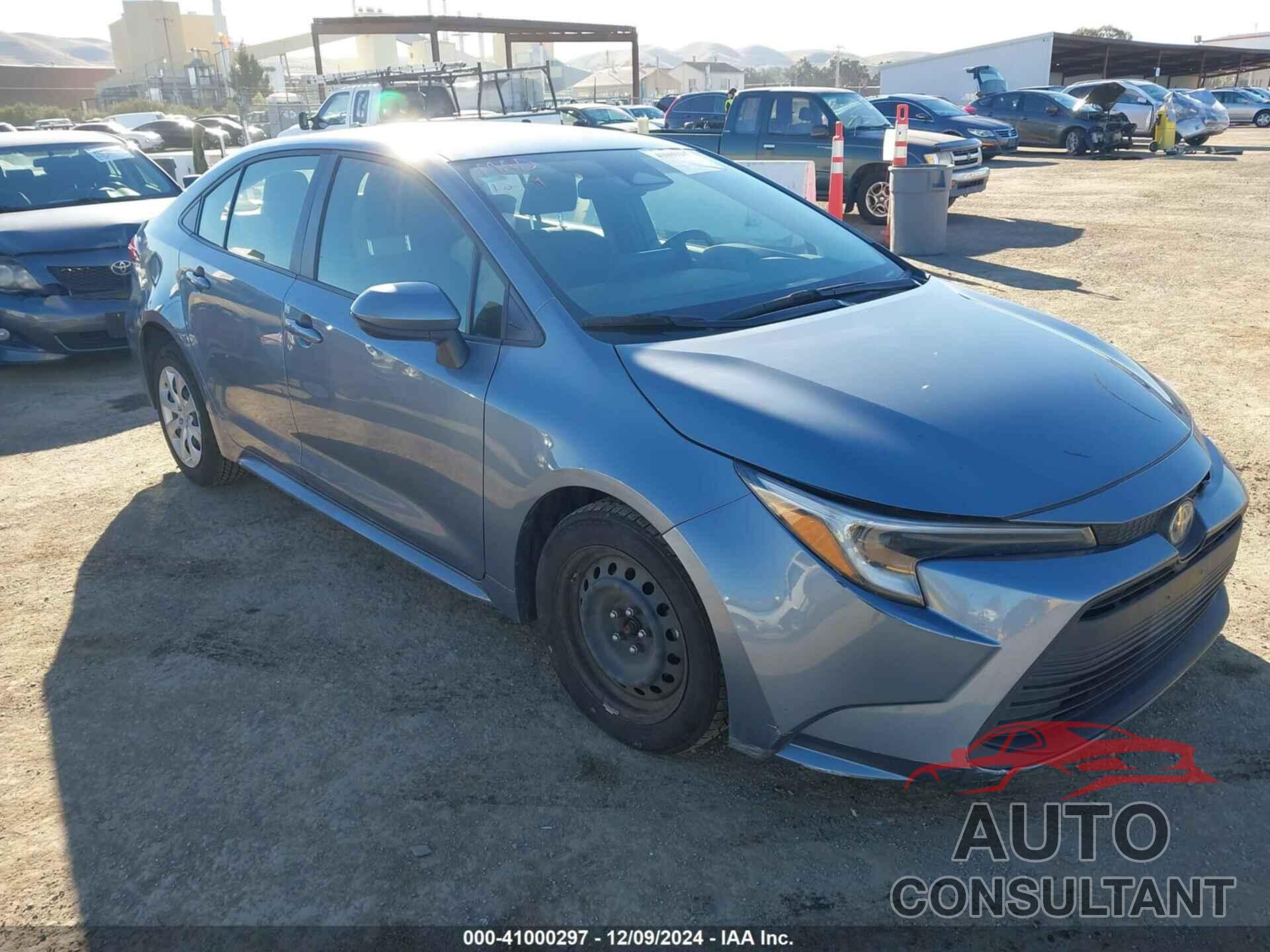 TOYOTA COROLLA 2023 - JTDBCMFE8P3006566
