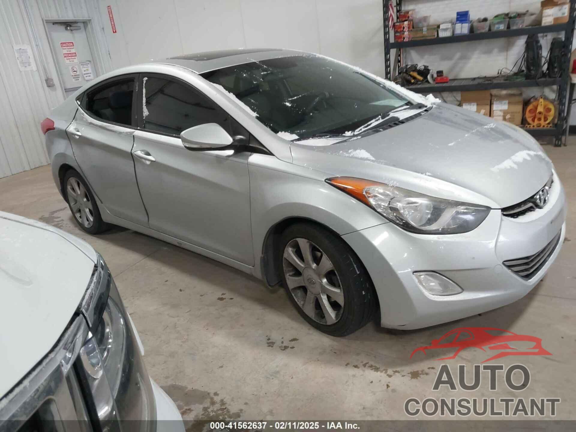 HYUNDAI ELANTRA 2013 - 5NPDH4AE4DH258431