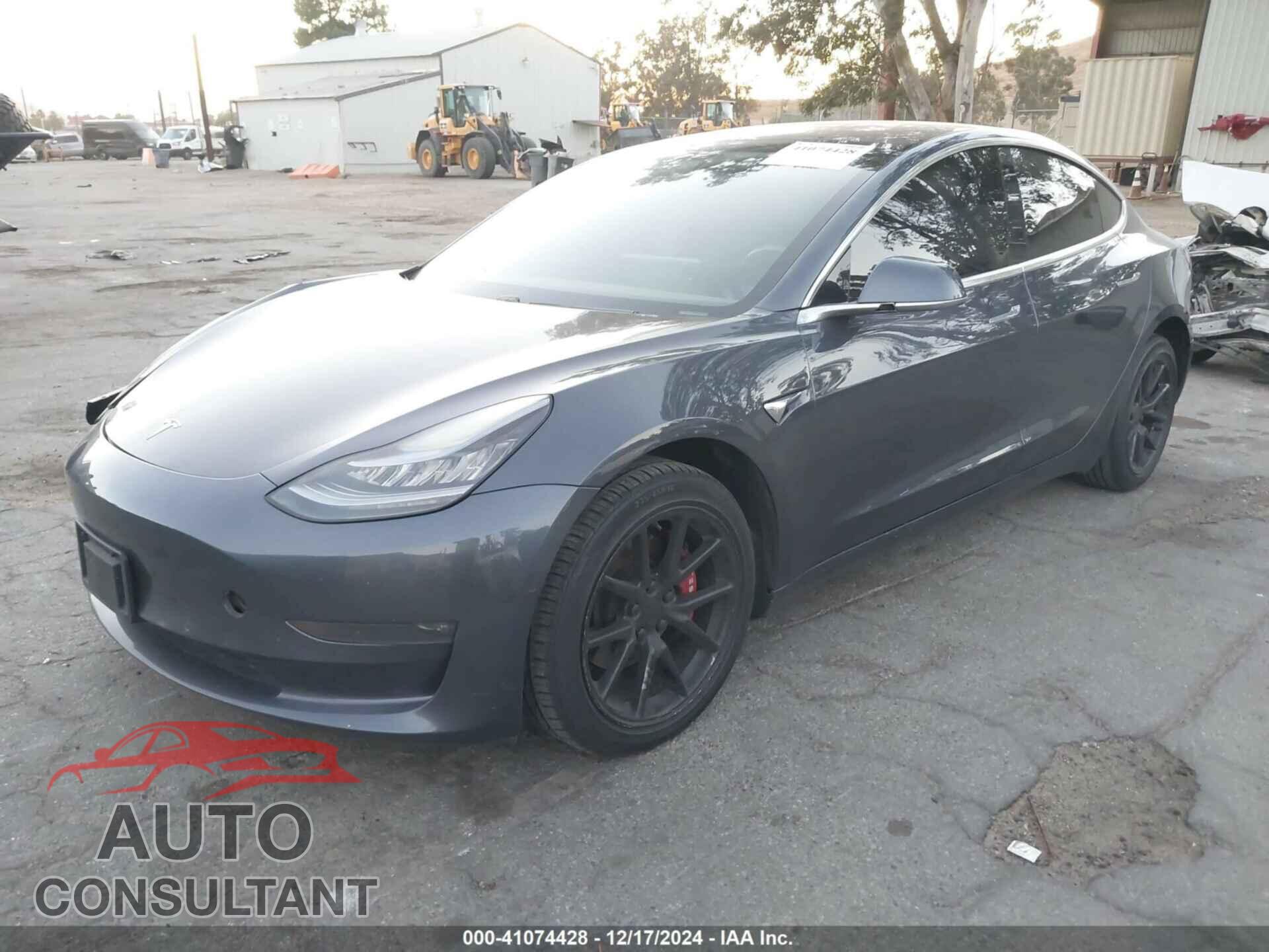 TESLA MODEL 3 2017 - 5YJ3E1EA7HF002203