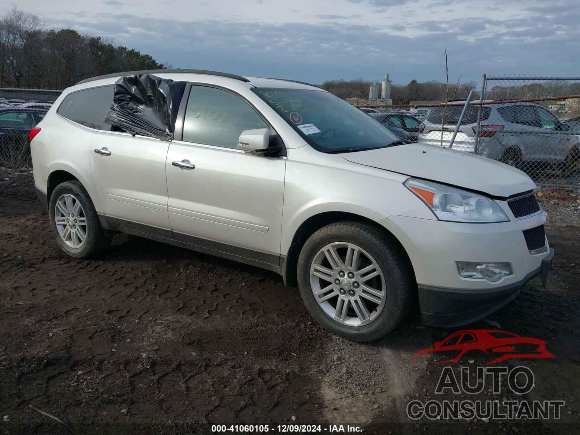 CHEVROLET TRAVERSE 2011 - 1GNKVGED4BJ223256