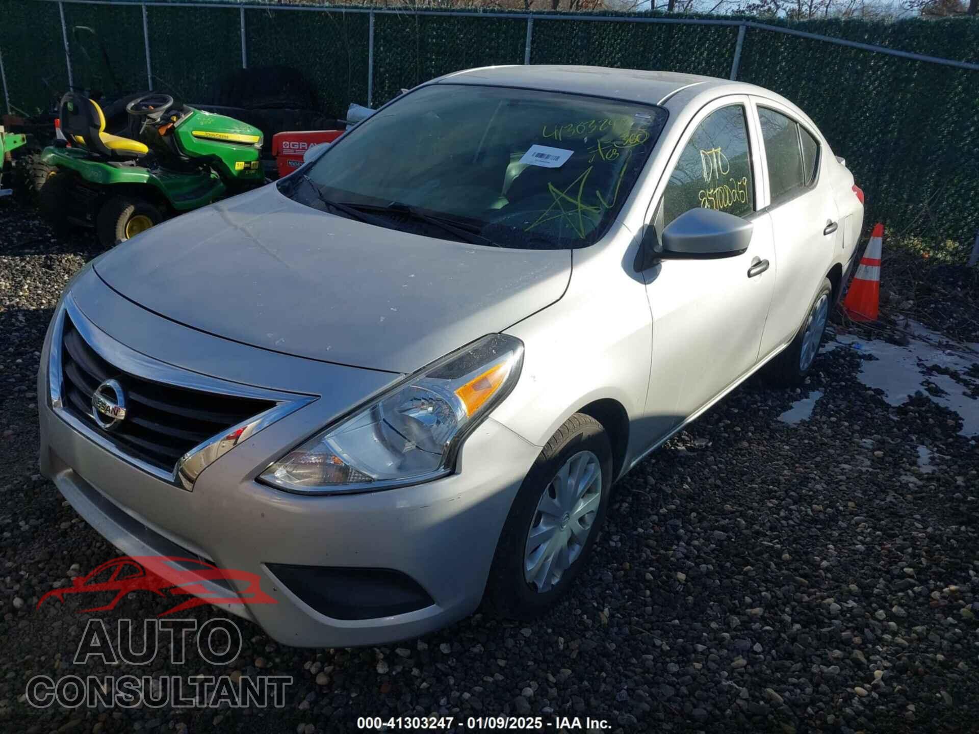 NISSAN VERSA 2019 - 3N1CN7AP3KL825963