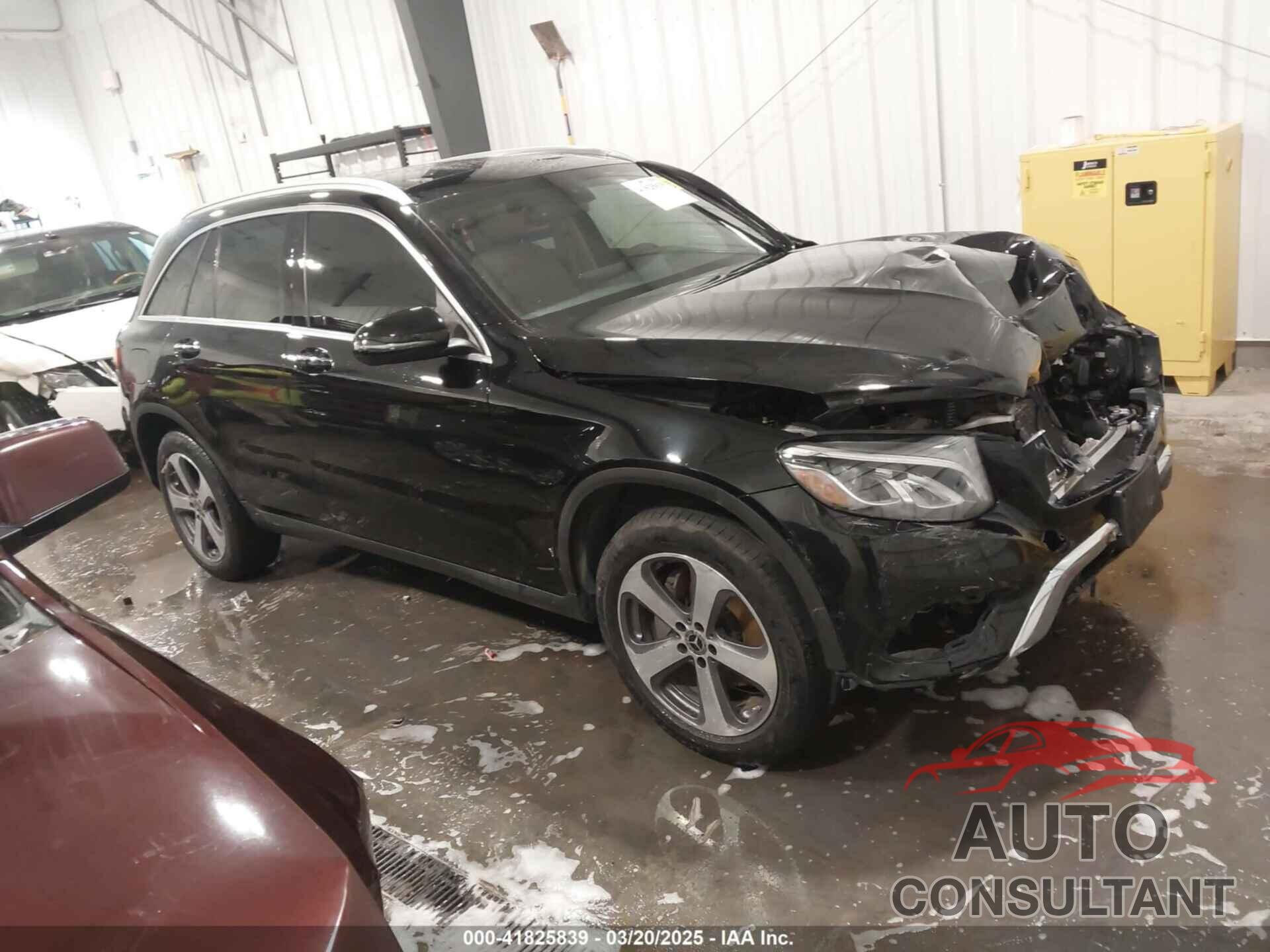 MERCEDES-BENZ GLC 300 2018 - WDC0G4KB6JV087998